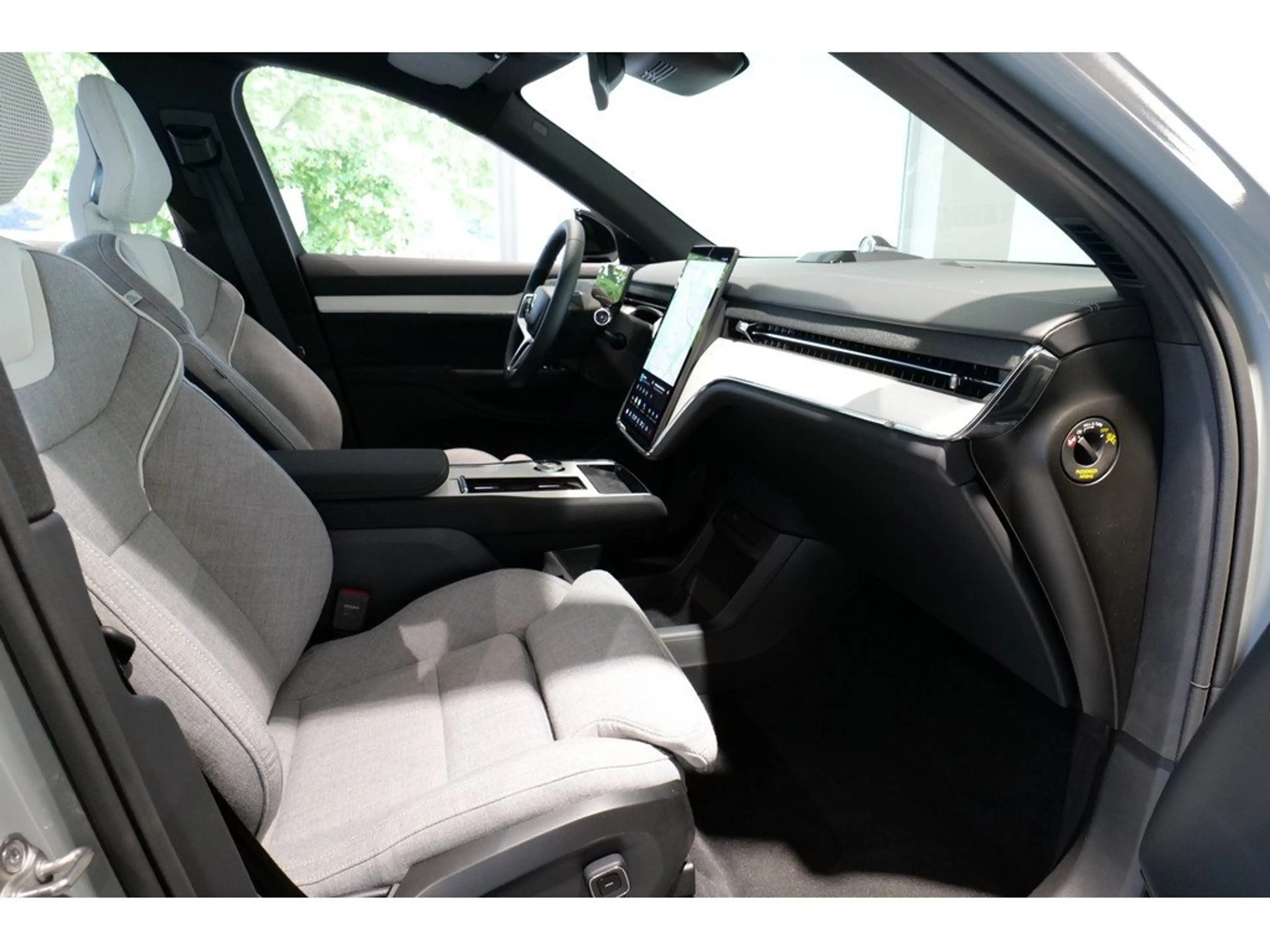 Volvo EX90 Ultra Performance Pure Electric AWD — photo 15
