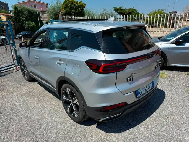 DR Automobiles DR6.0 view 2