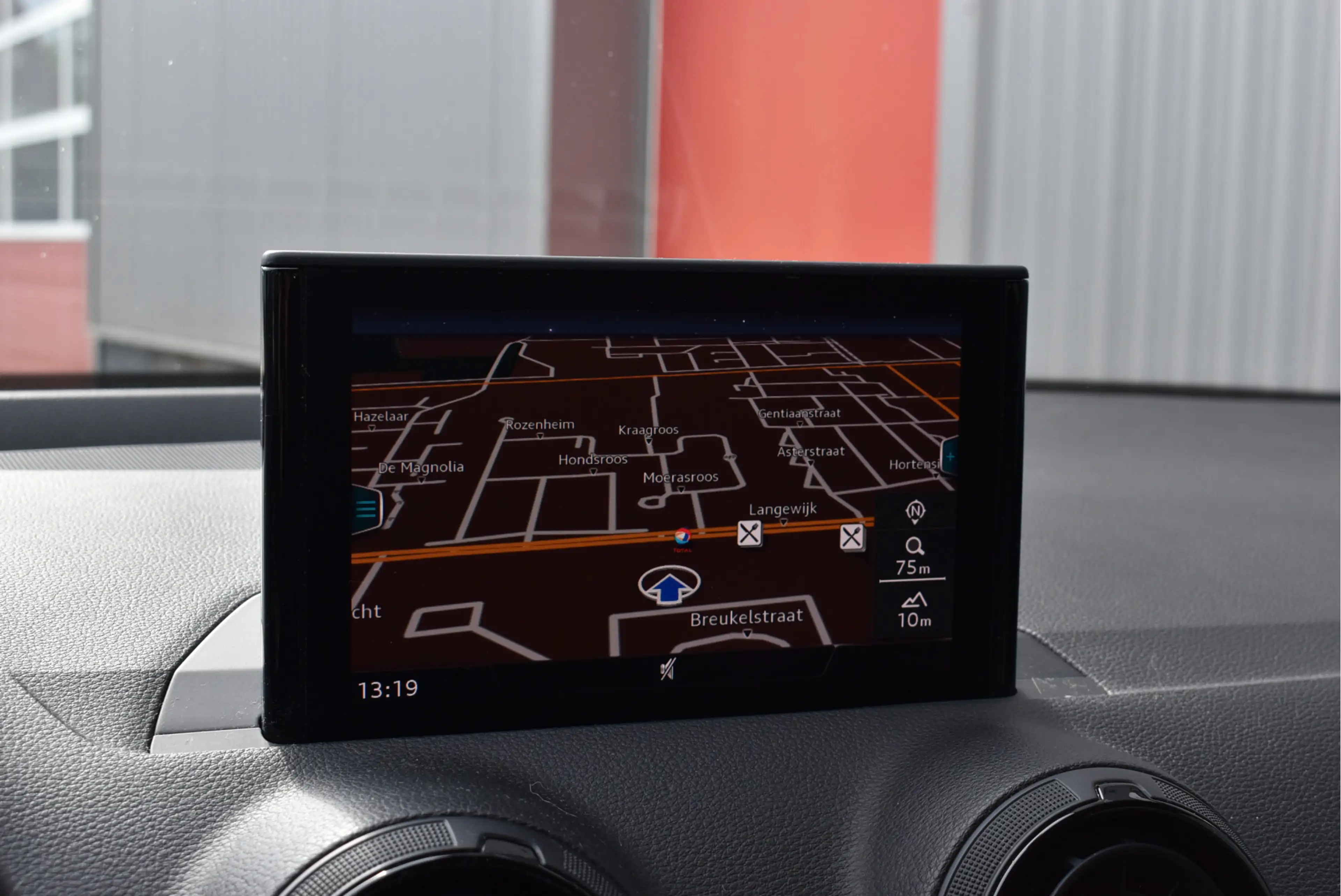 Audi Q2 1.4 TFSI CoD Design Stoelverwarming, Cruise contro — photo 17