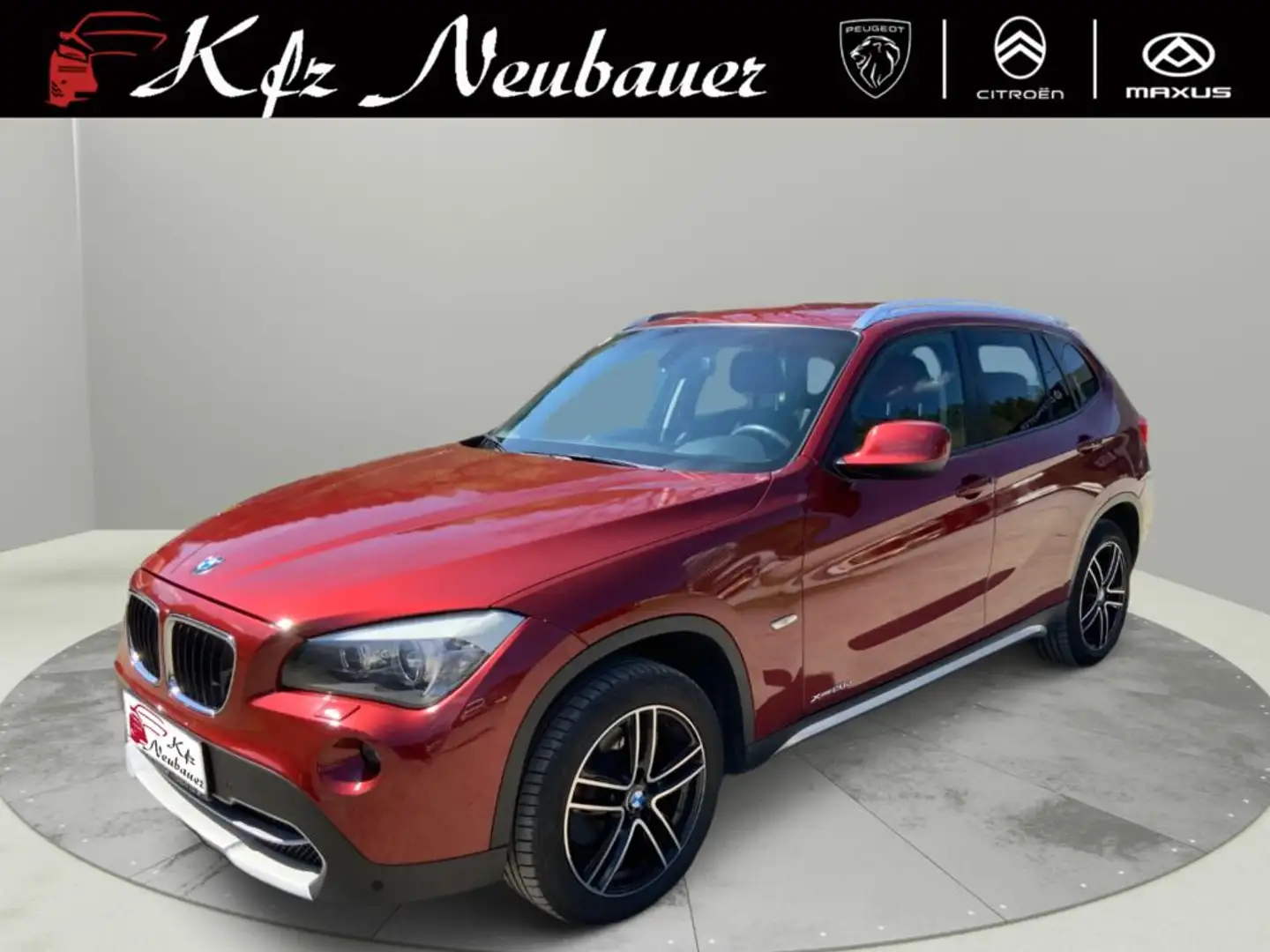 BMW X1 xDrive 20d Rouge - 1