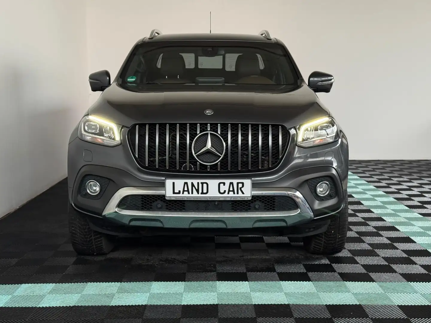 Mercedes-Benz X 250 d Power 4matic auto Grau - 2