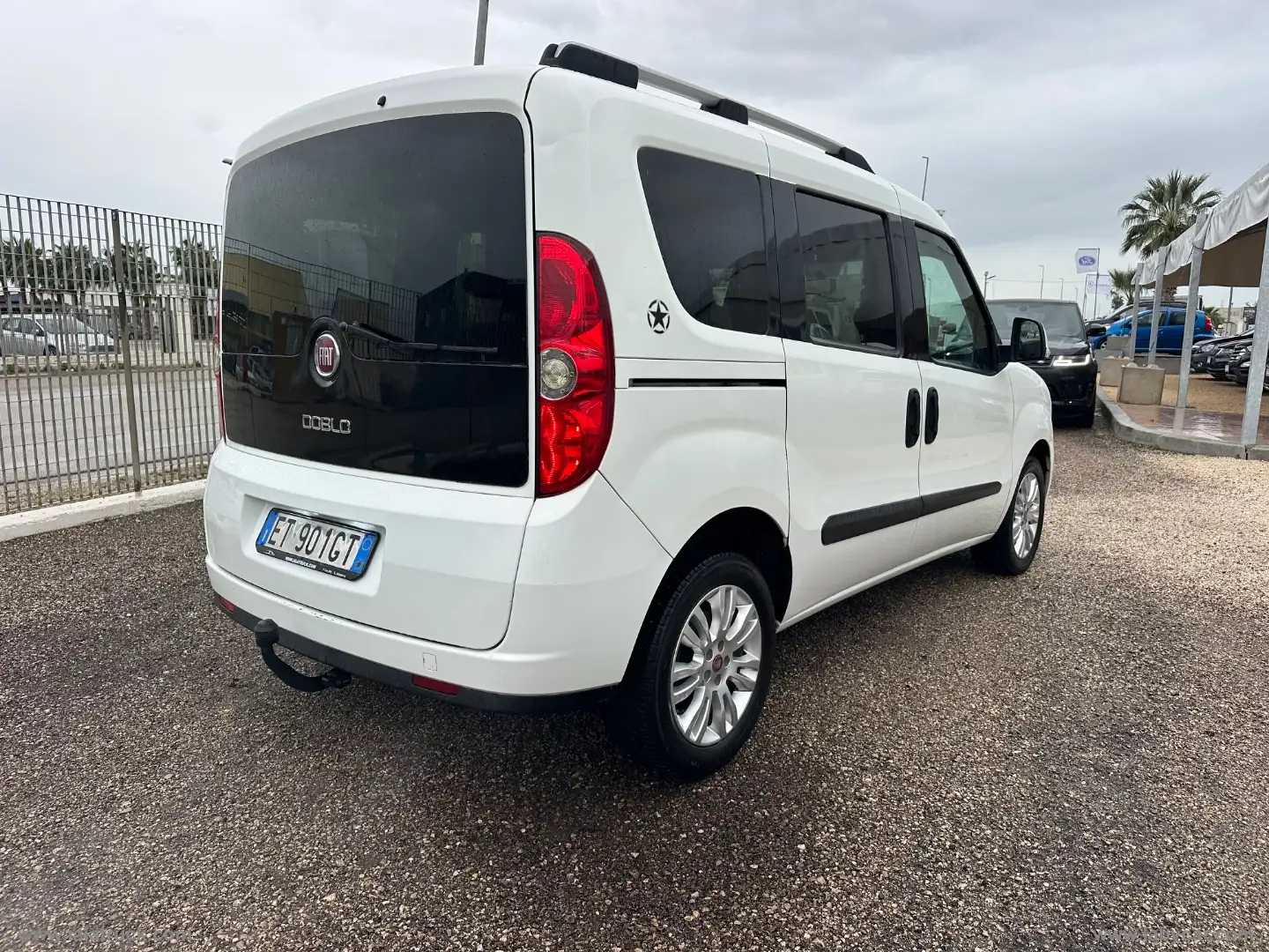 Fiat Doblo 1.6 MJT Dynamic 5 POSTI+GANCIO TRAINO FULL LED - 2