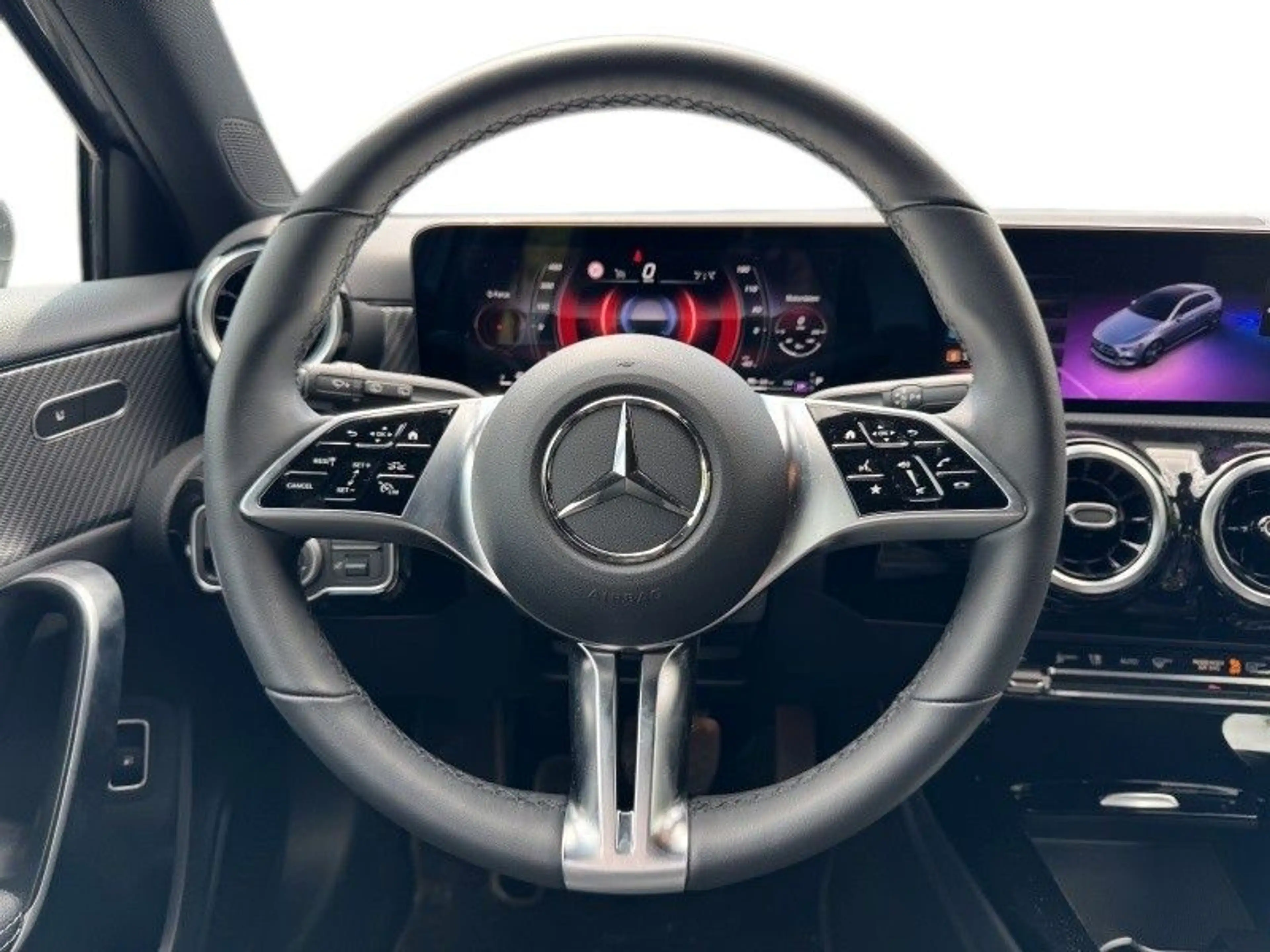 Mercedes-Benz A 250 A A 250 e — photo 12
