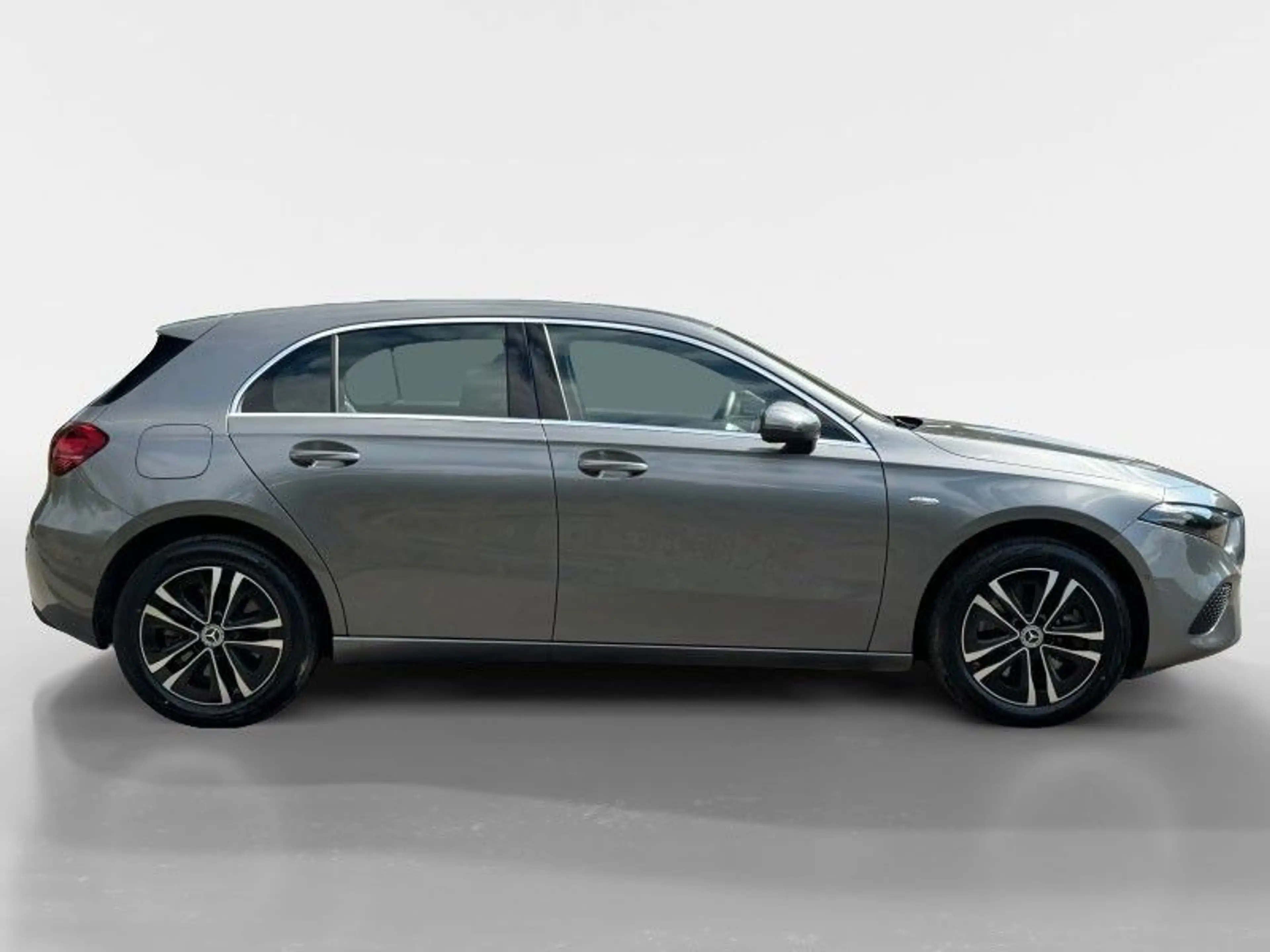 Mercedes-Benz A 250 A A 250 e — photo 7