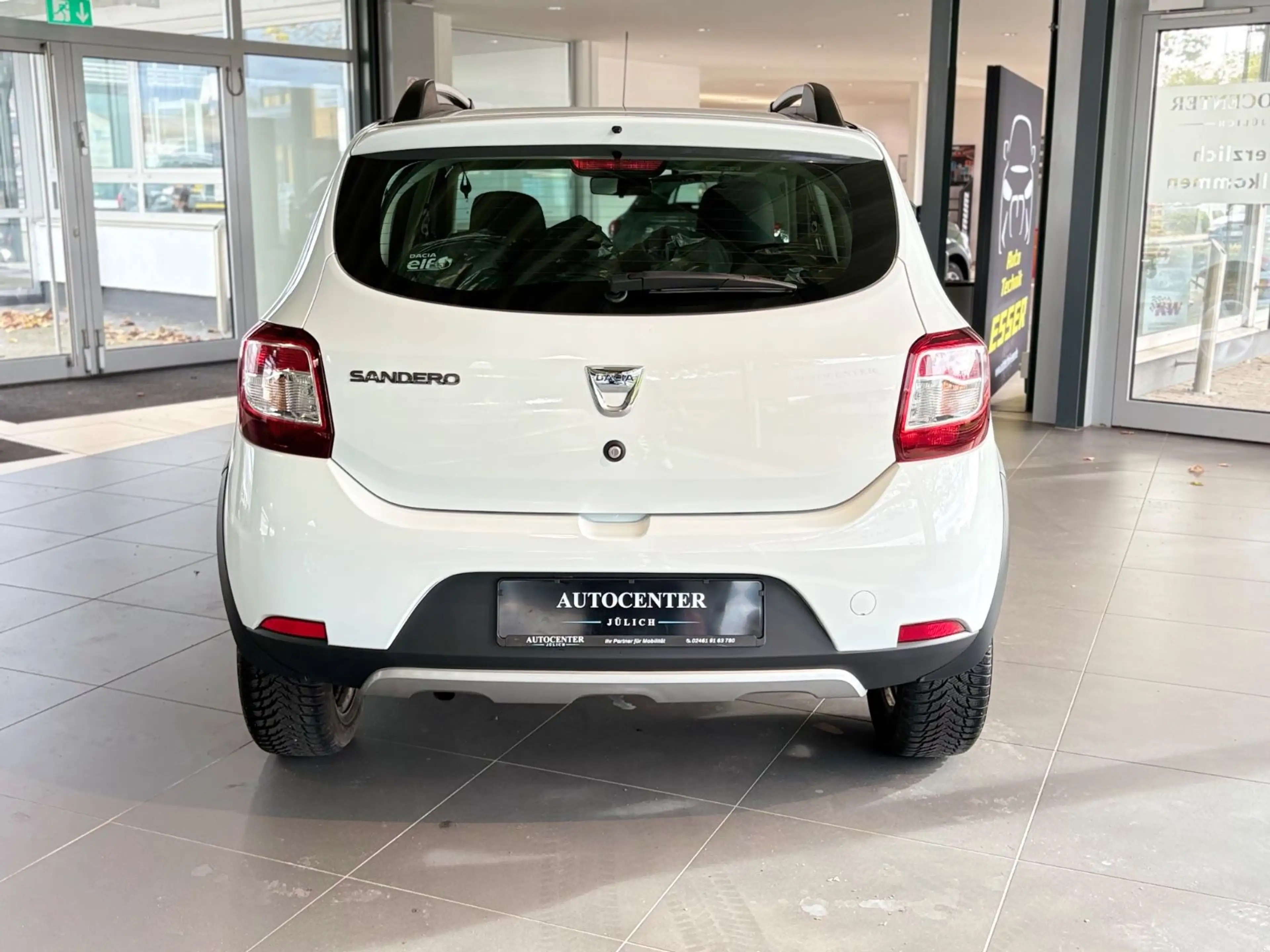 Dacia Sandero II Stepway Prestige*Automatik*Wenig km — photo 6