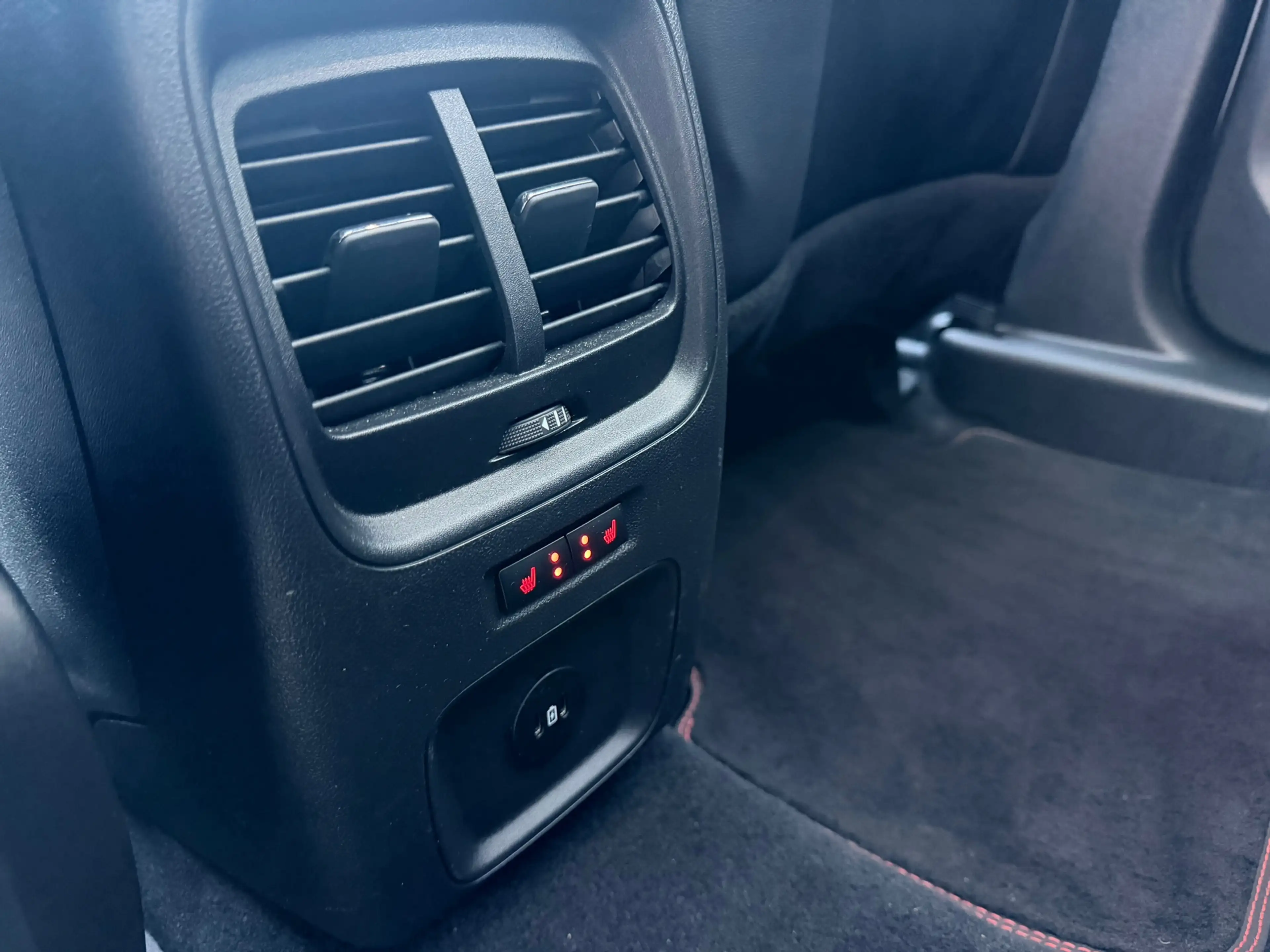 Ford Kuga 2.5 PHEV GRAPHITE TECH EDITION | BLACK-PACK | TREK — photo 20