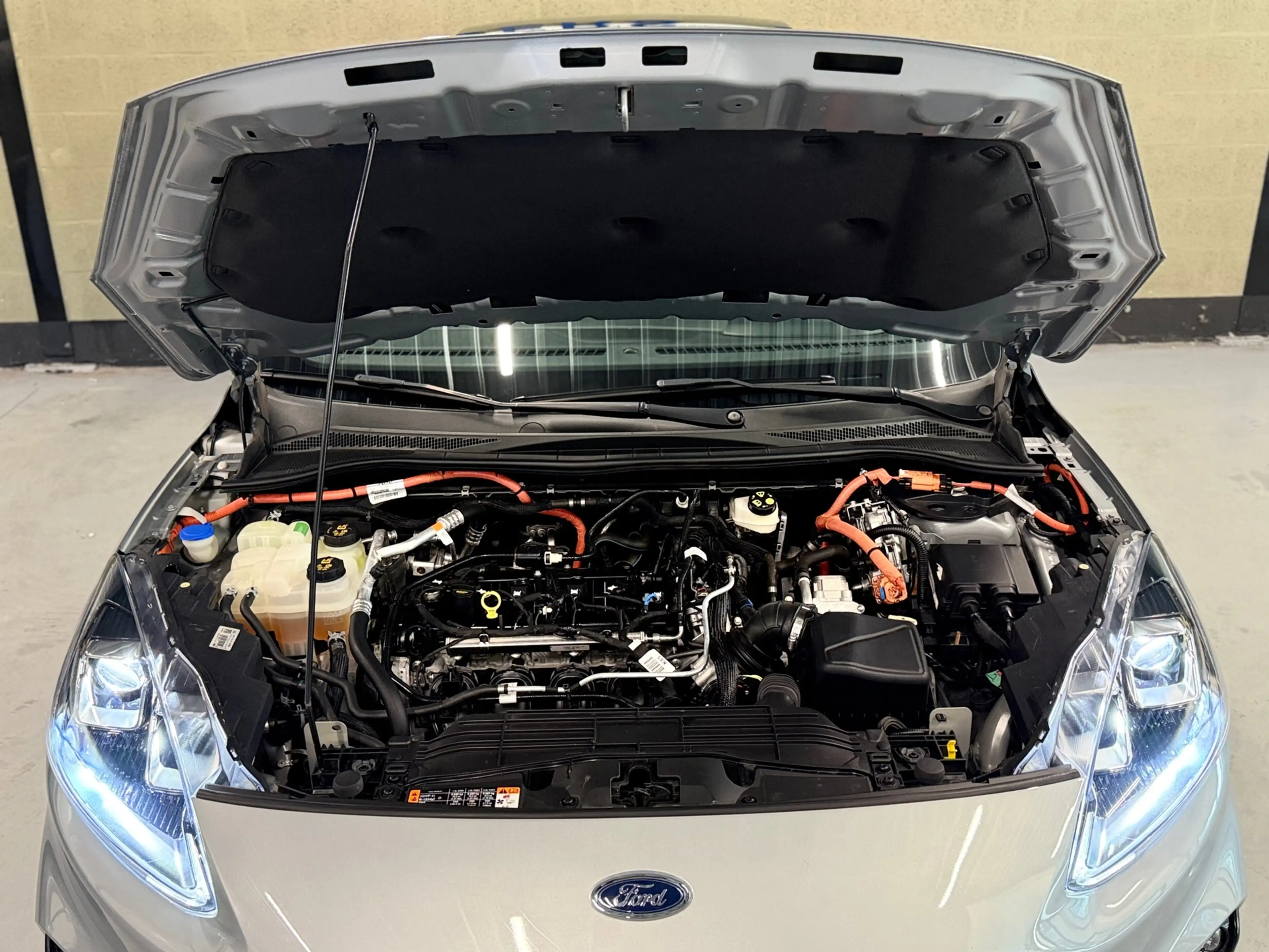 Ford Kuga 2.5 PHEV GRAPHITE TECH EDITION | BLACK-PACK | TREK — photo 25