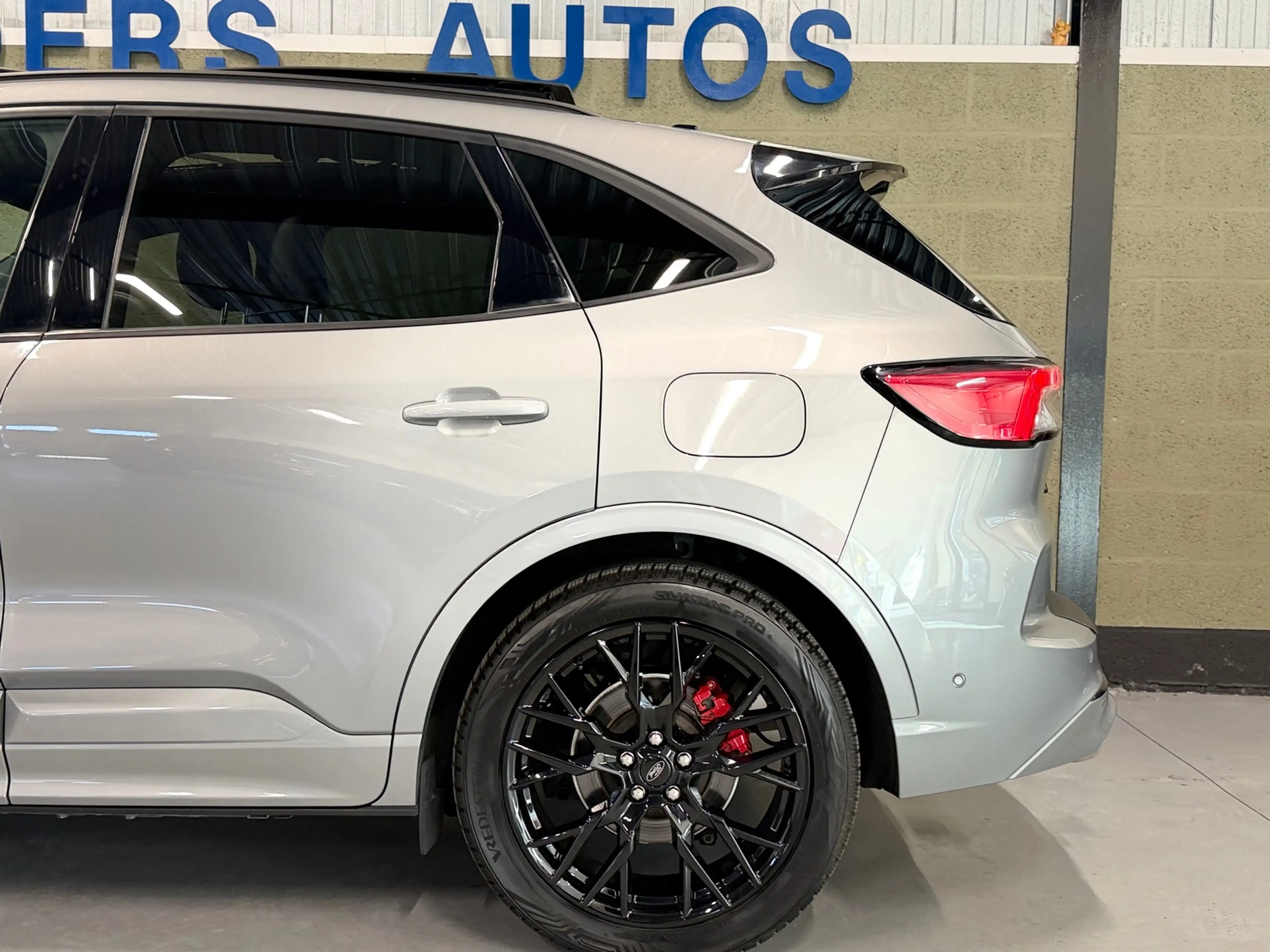 Ford Kuga 2.5 PHEV GRAPHITE TECH EDITION | BLACK-PACK | TREK — photo 14