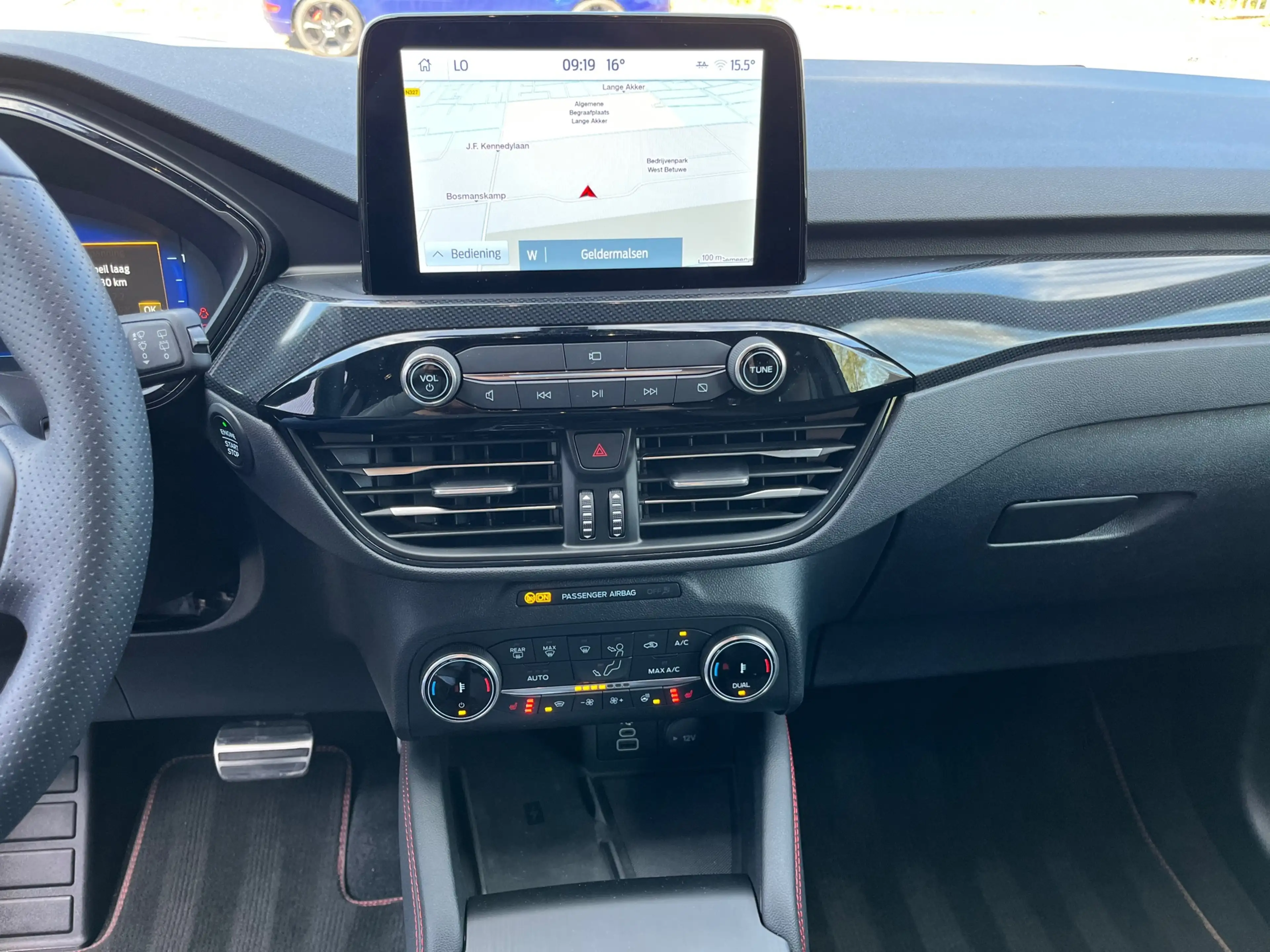 Ford Kuga 2.5 PHEV GRAPHITE TECH EDITION | BLACK-PACK | TREK — photo 48