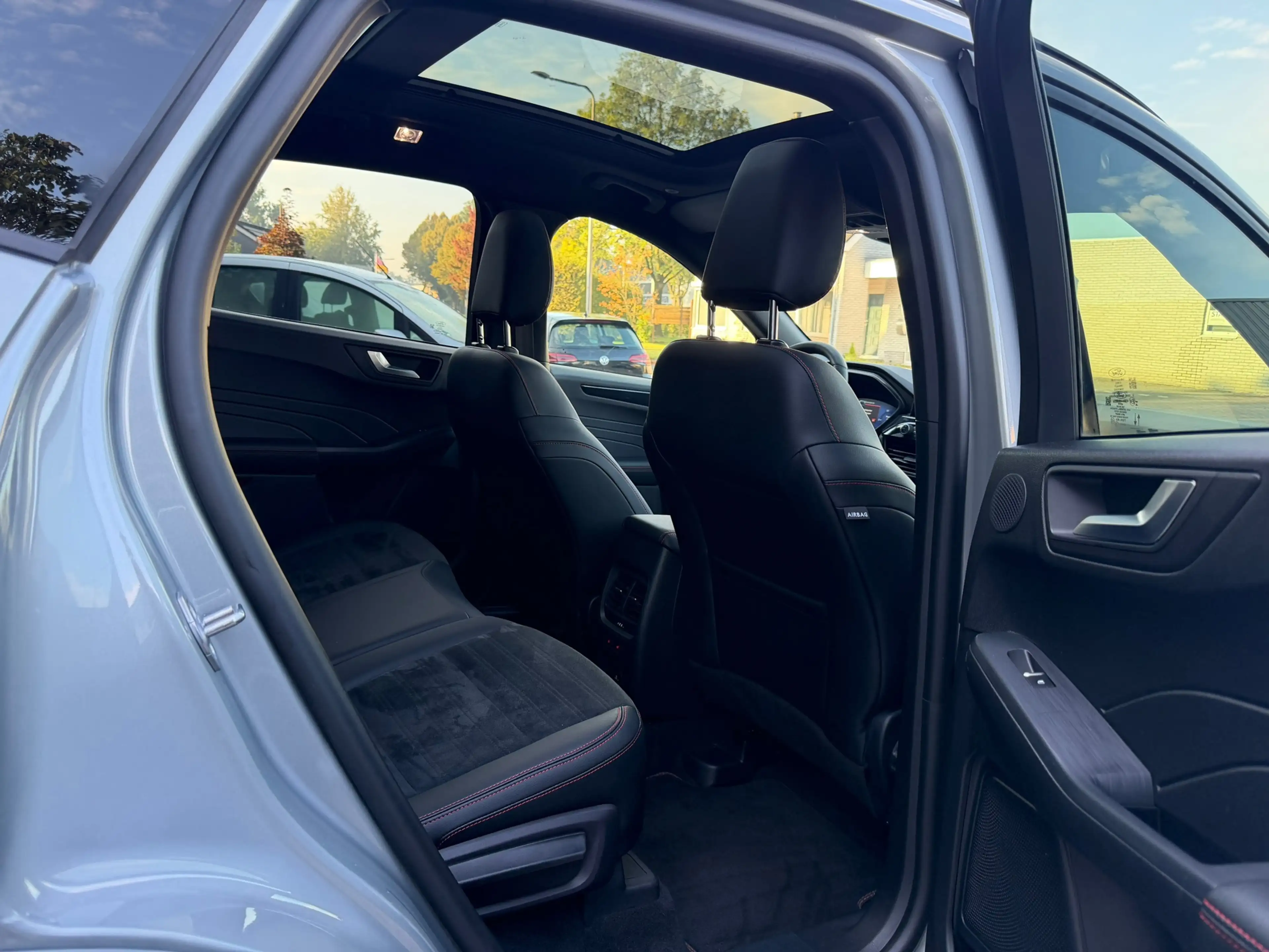 Ford Kuga 2.5 PHEV GRAPHITE TECH EDITION | BLACK-PACK | TREK — photo 42