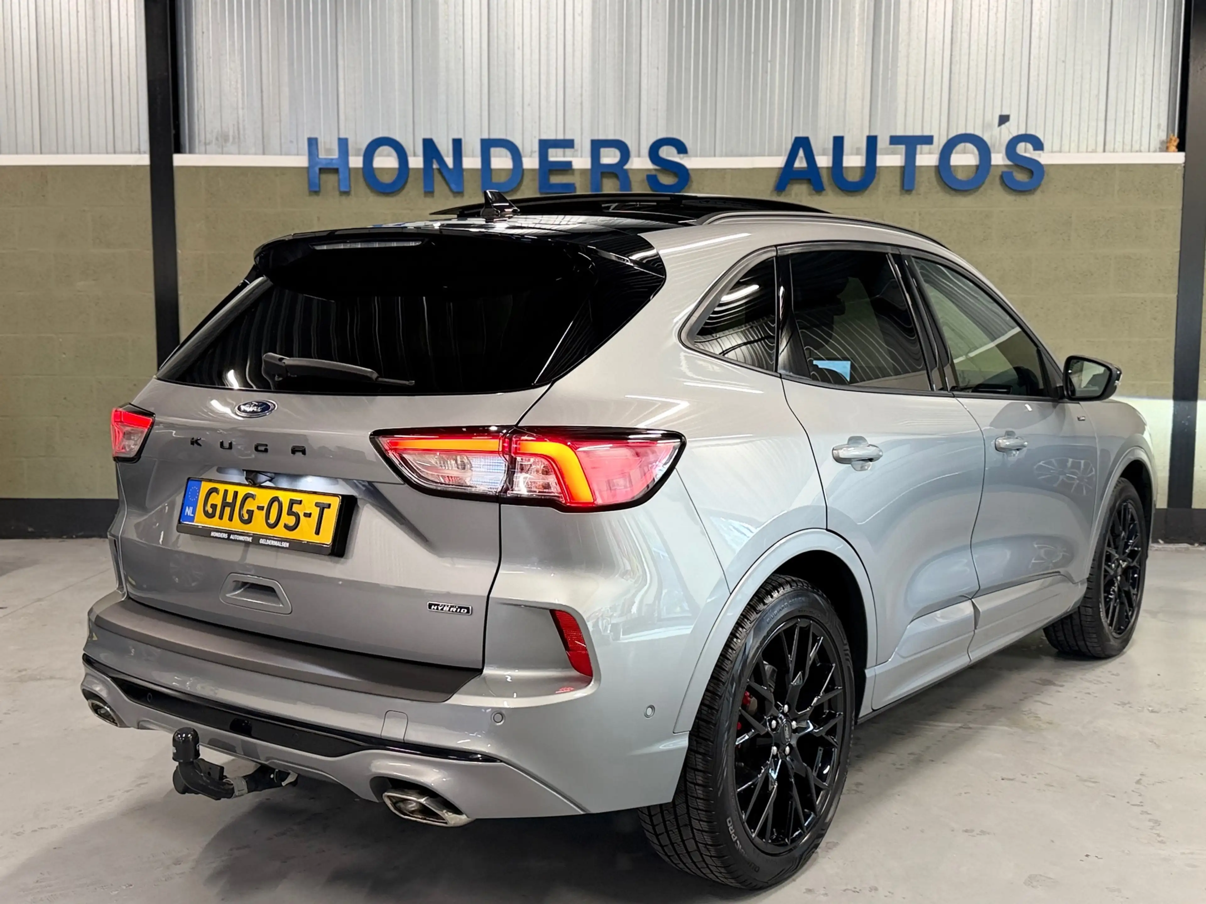 Ford Kuga 2.5 PHEV GRAPHITE TECH EDITION | BLACK-PACK | TREK — photo 37