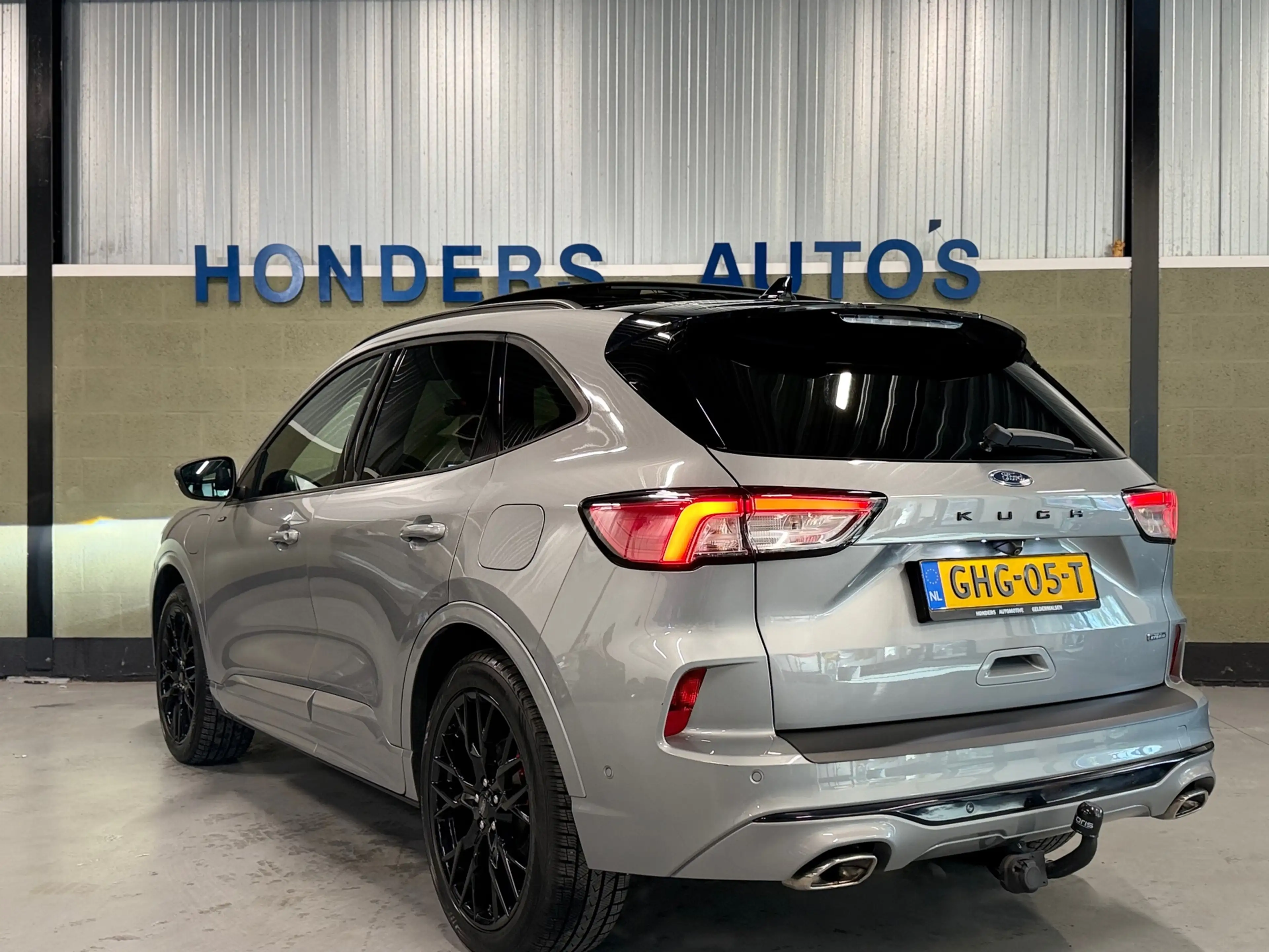 Ford Kuga 2.5 PHEV GRAPHITE TECH EDITION | BLACK-PACK | TREK — photo 28