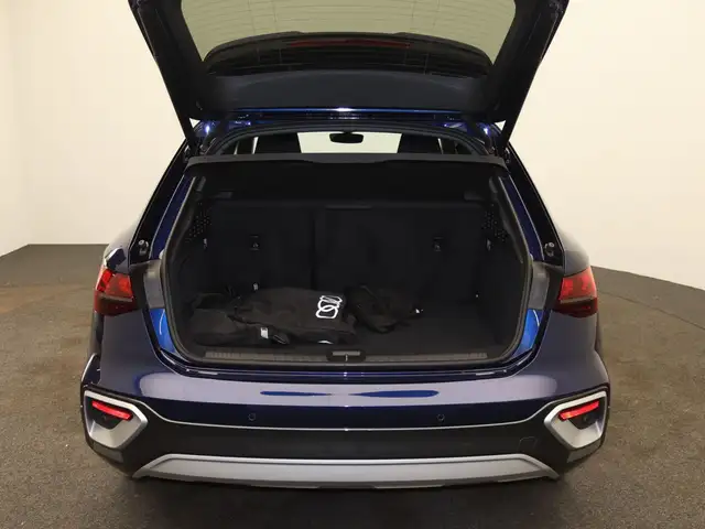 Audi A3 view 9