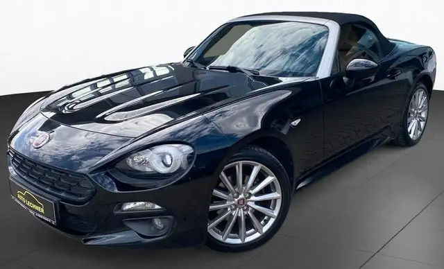 Fiat 124 Spider Lusso*DAB*SHZ*KLIMAAUTO*PDC*LEDER*