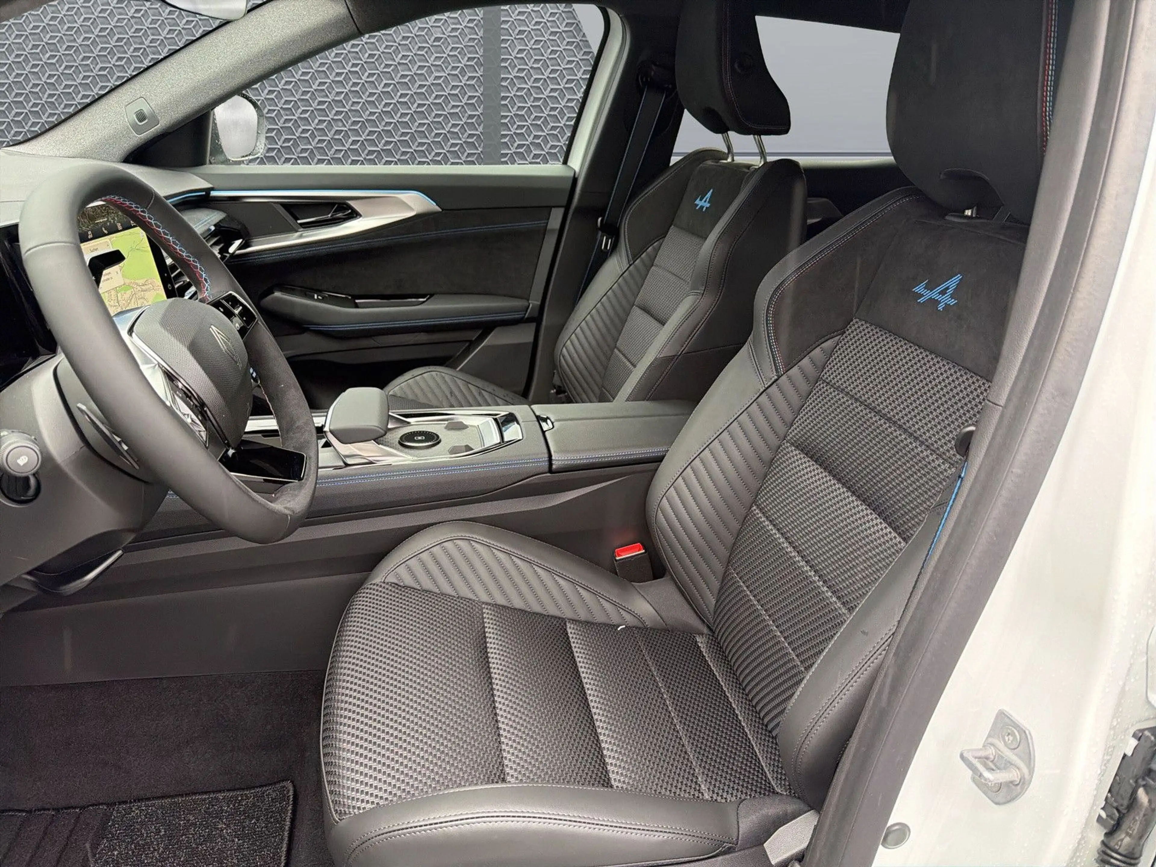 Renault Austral Esprit Alpine Mild Hybrid 150 Automatik — photo 6