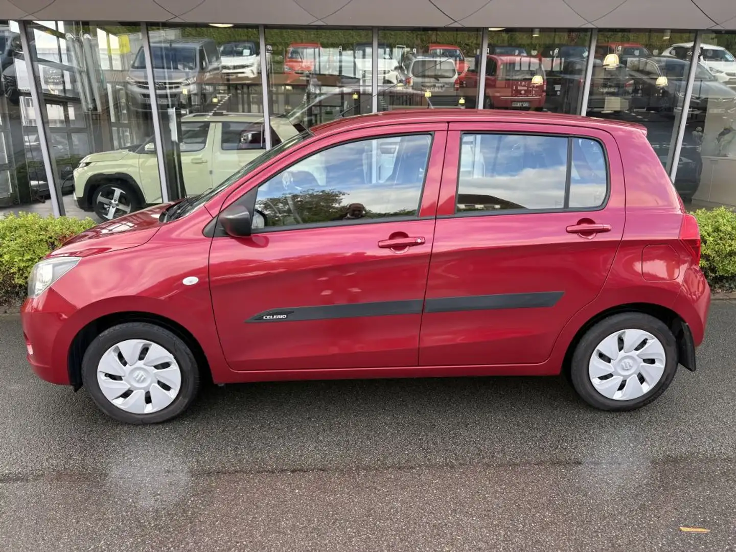 Suzuki Celerio 1.0 Club Rot - 2
