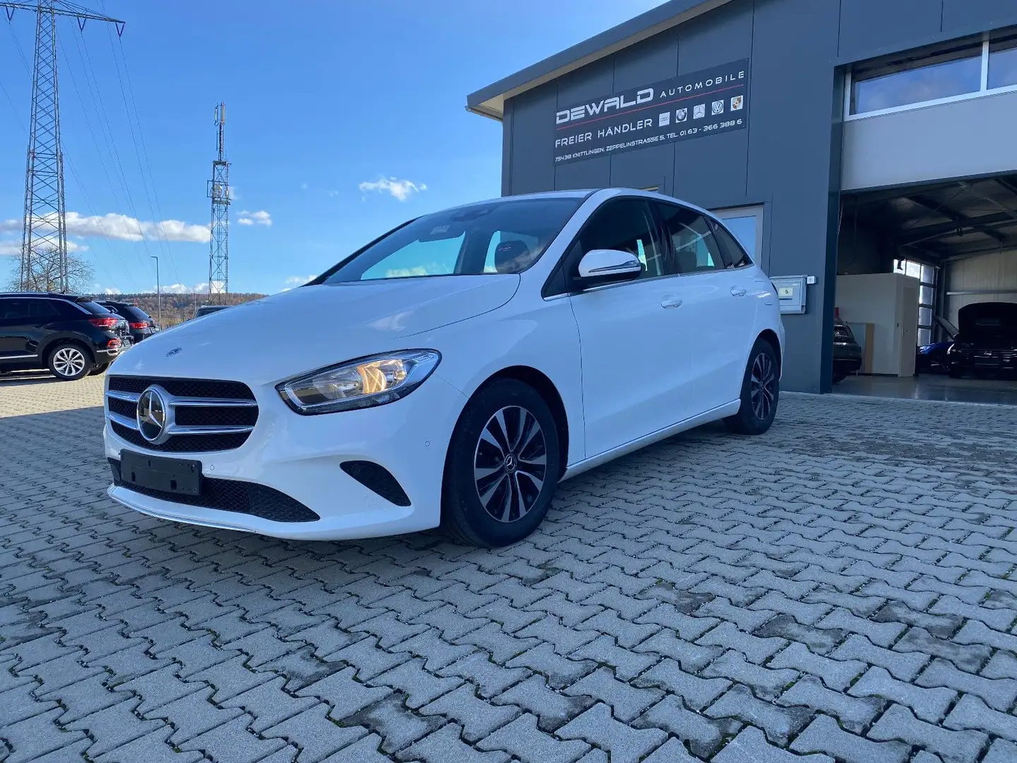 Mercedes-Benz B 200 d Style AHK/ST-Heizung/Kamera Weiß - 1