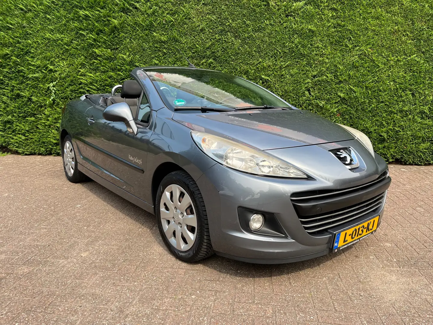 Peugeot 207 CC 1.6 VTi, Airco, Grijs - 2