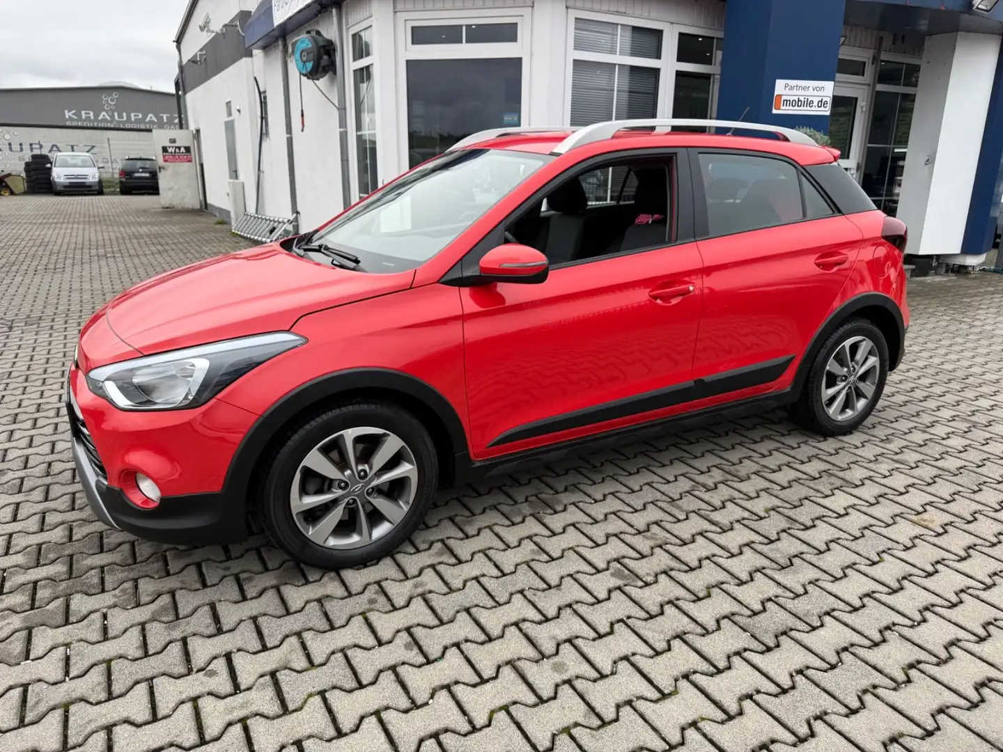 Hyundai i20 YES! **ACTIVE** 71600 KM ! Rot - 1