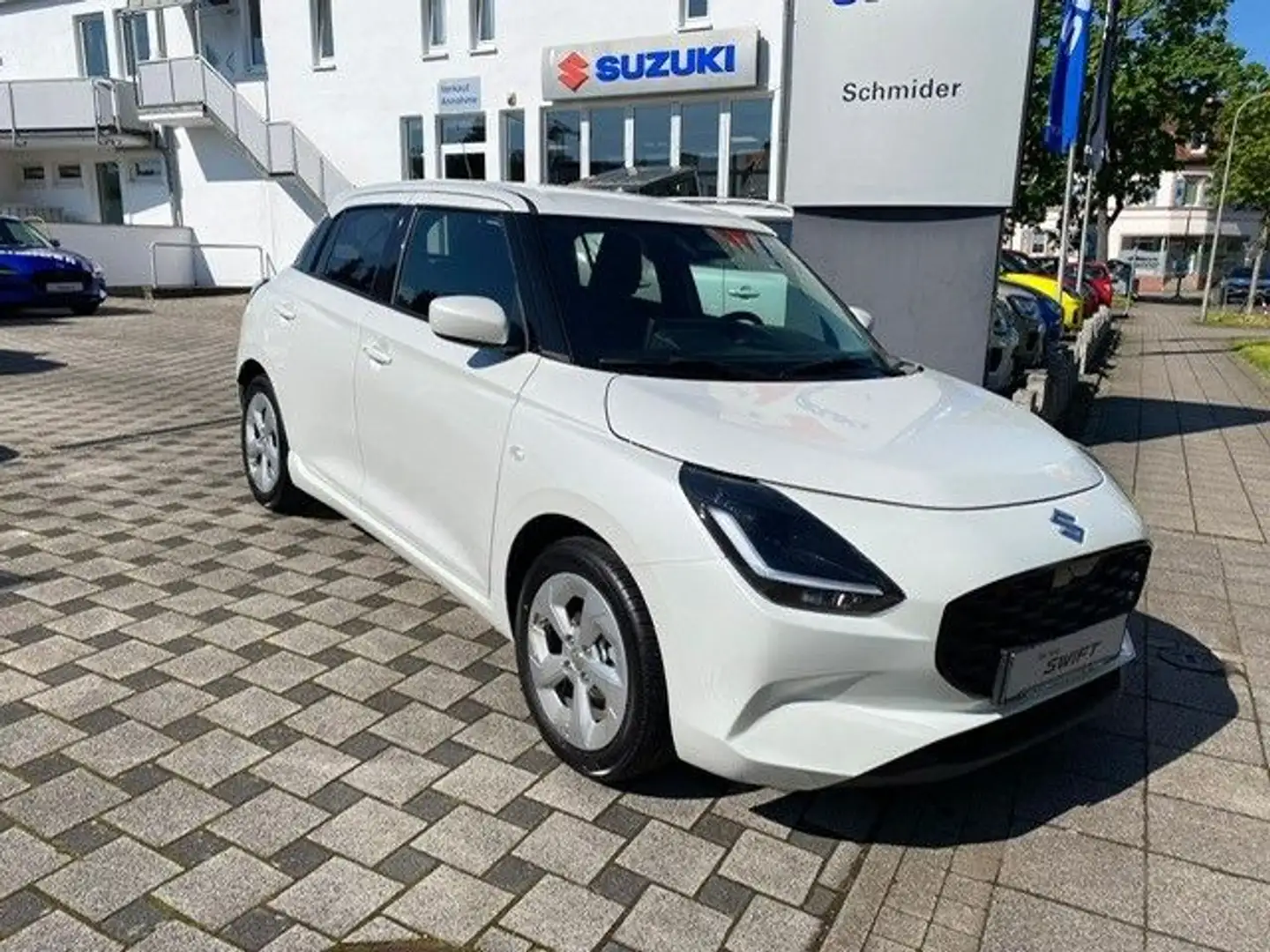Suzuki Swift 1.2 DUALJET HYBRID Comfort CVT/Navi/LED Weiß - 2