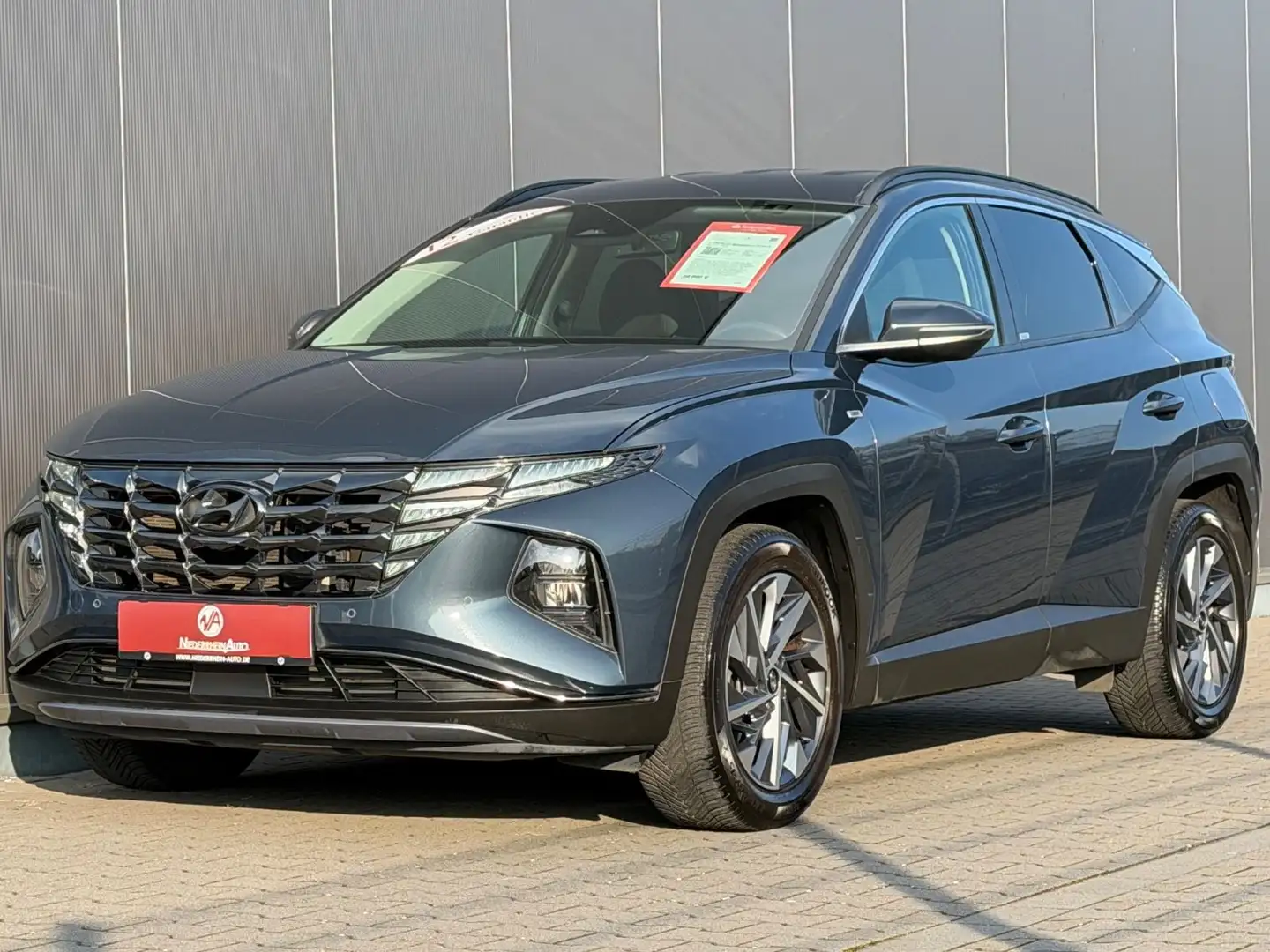 Hyundai TUCSON Trend Automatik Nav+Kam el.HK LED 1.Hand Gris - 1