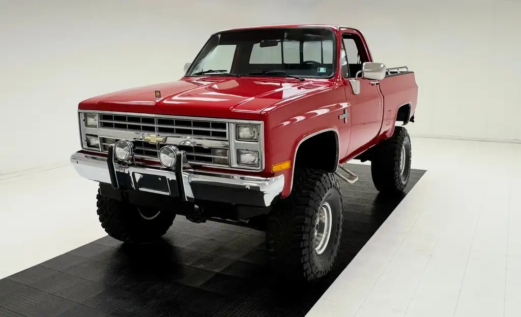 Chevrolet Silverado 1987 из Европы — купить под ключ