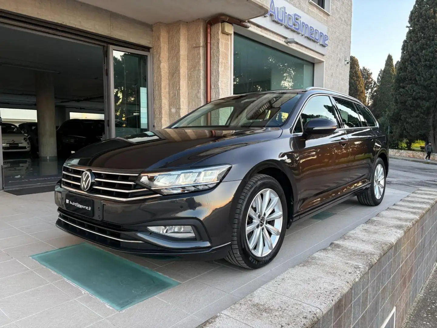 Volkswagen Passat Variant 2.0 TDI 150 CV EVO DSG Business Grigio - 1
