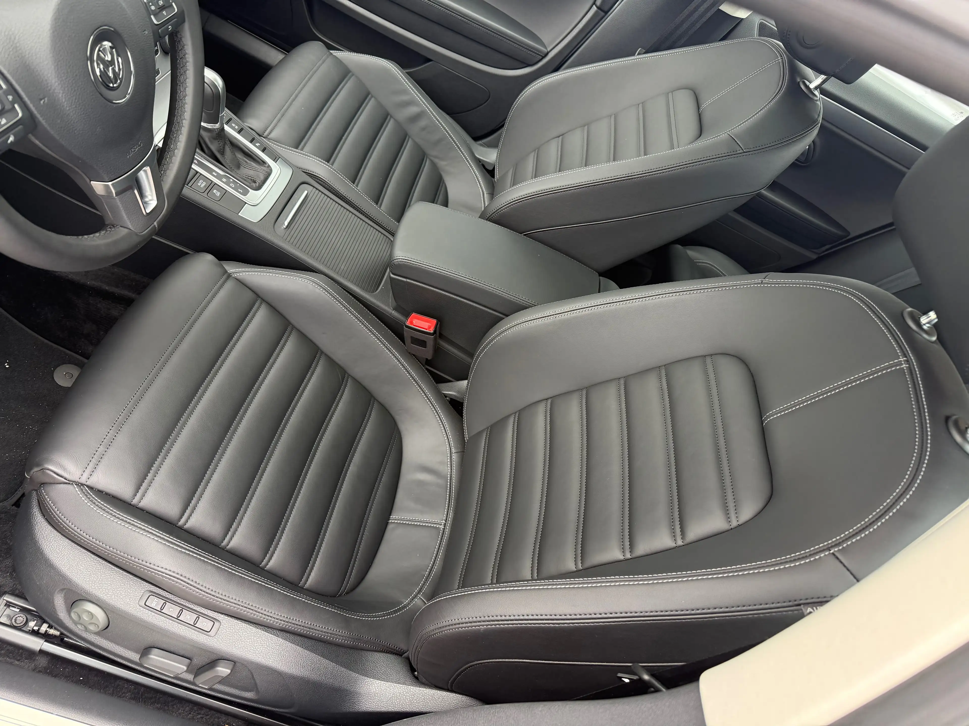 Volkswagen Passat CC Aut. ID:109 — photo 10