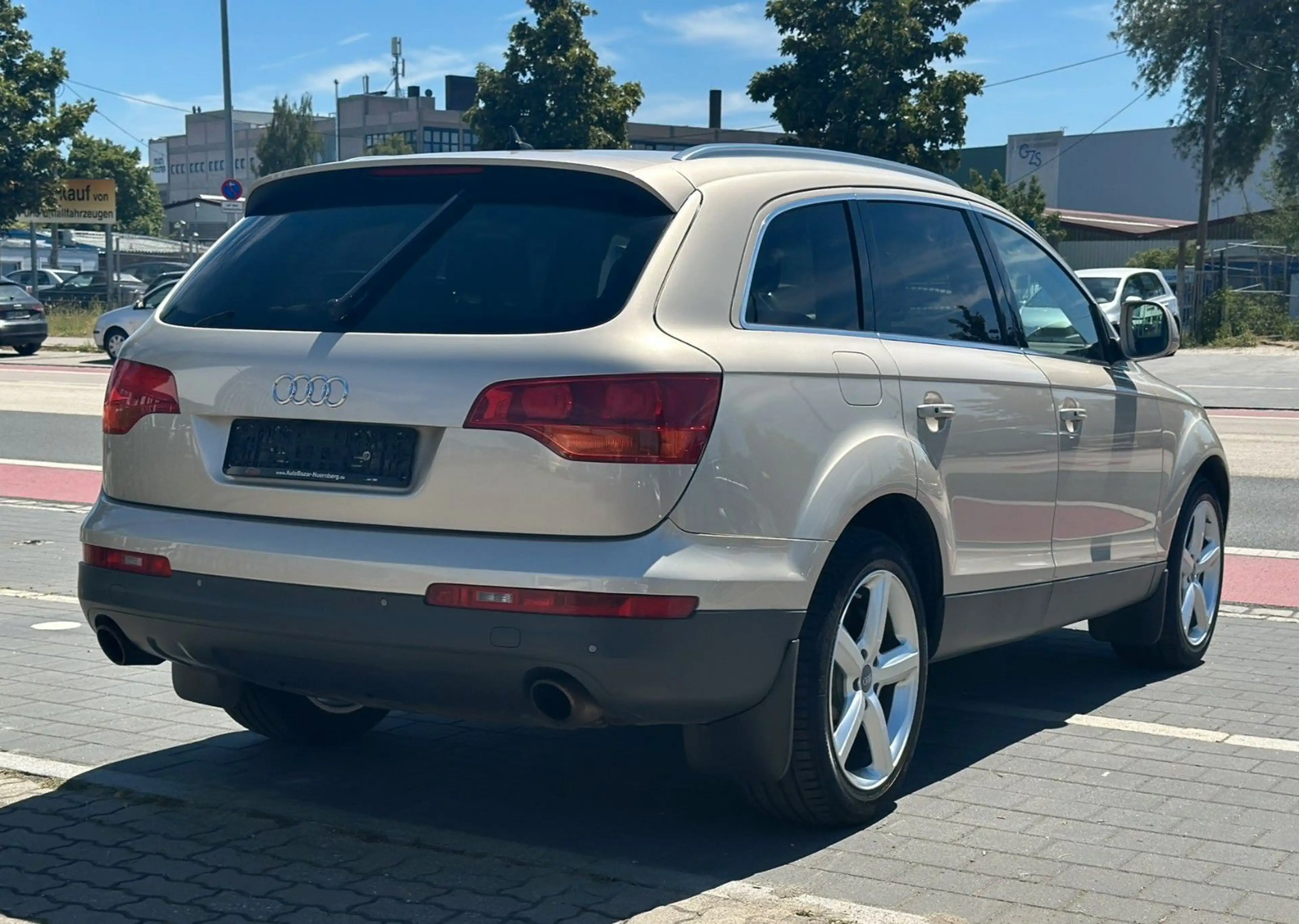 Audi Q7 4.2 FSI quattro / 1+ Hand / Leder / Pano — photo 5