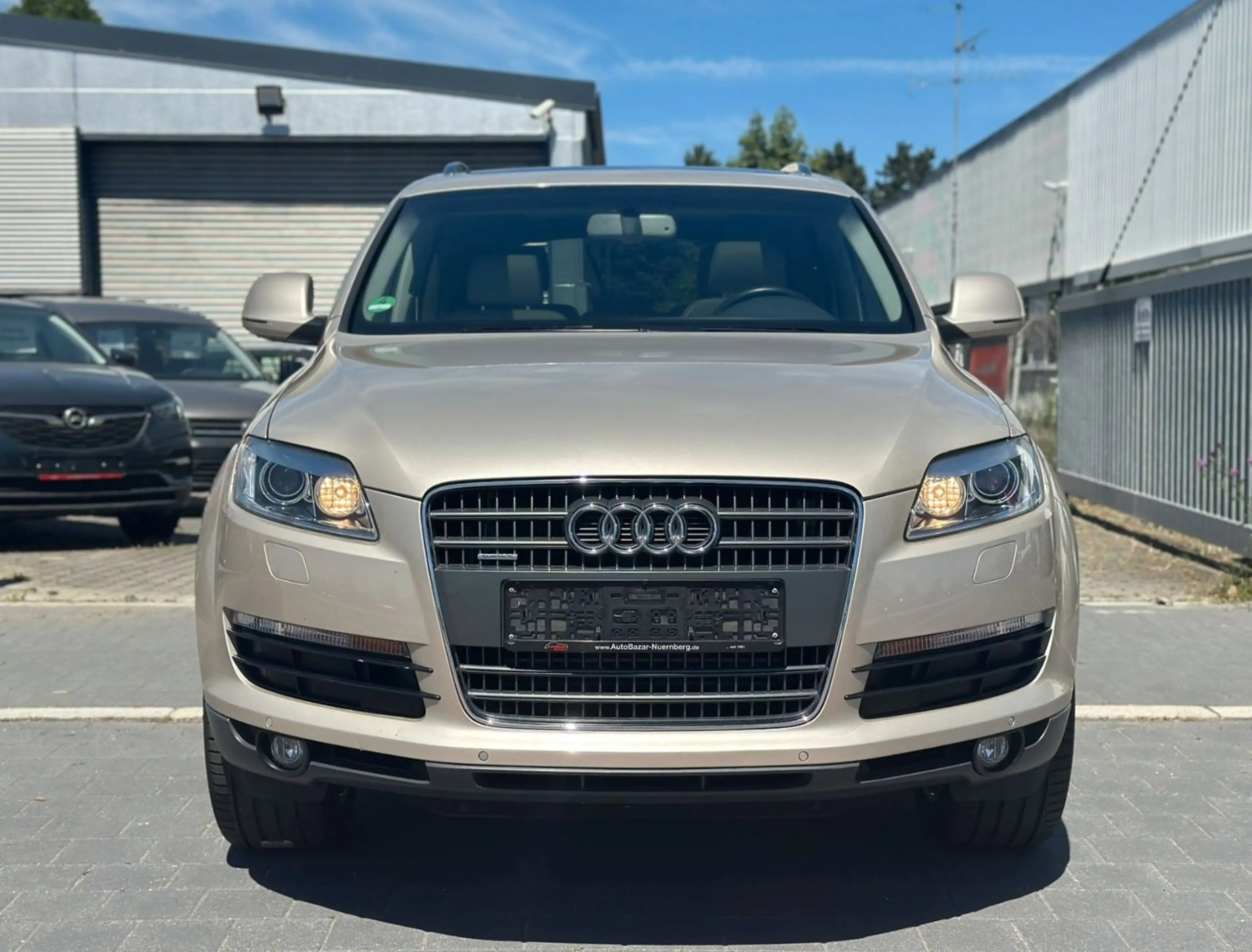 Audi Q7 4.2 FSI quattro / 1+ Hand / Leder / Pano — photo 8