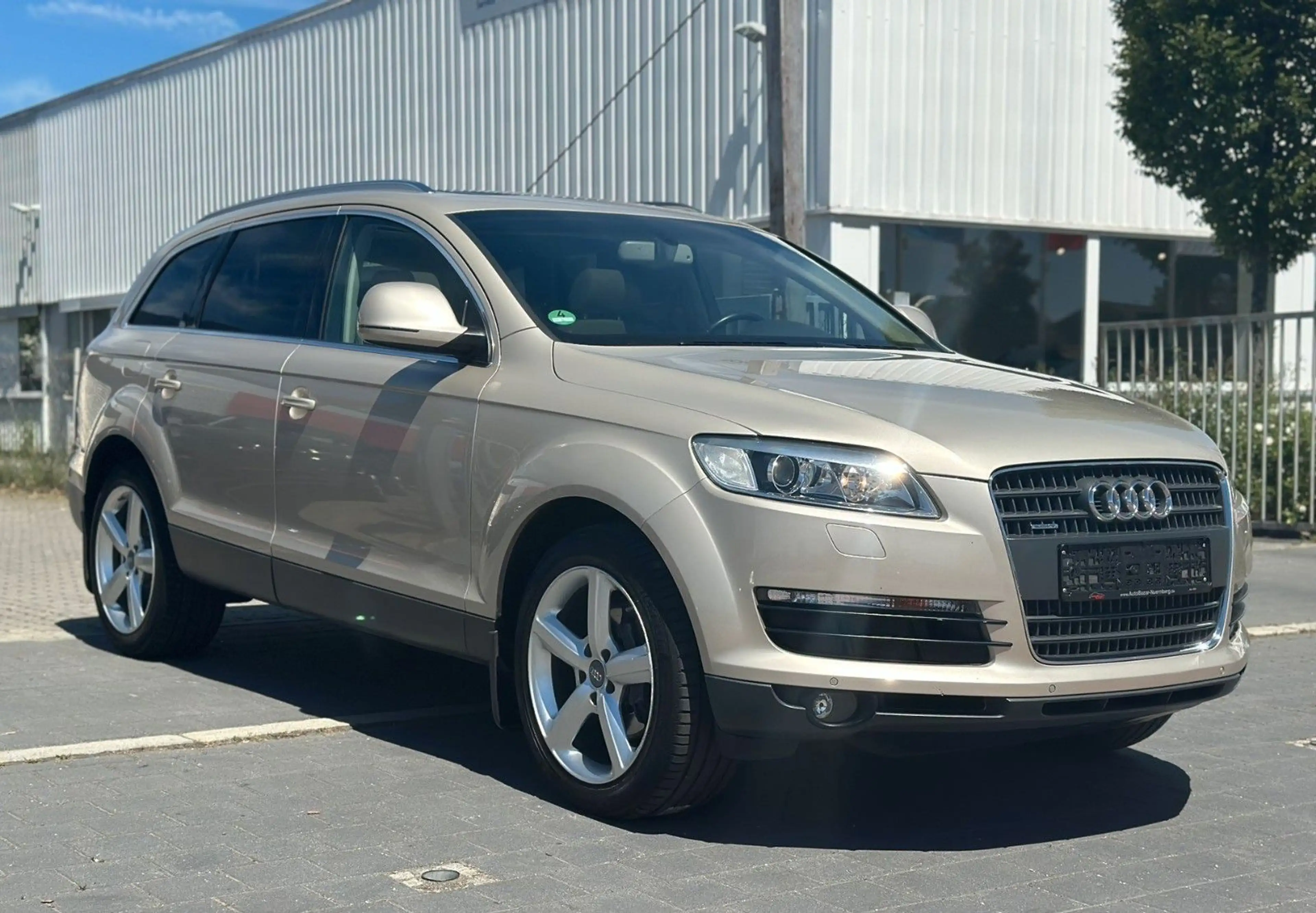 Audi Q7 4.2 FSI quattro / 1+ Hand / Leder / Pano — photo 7