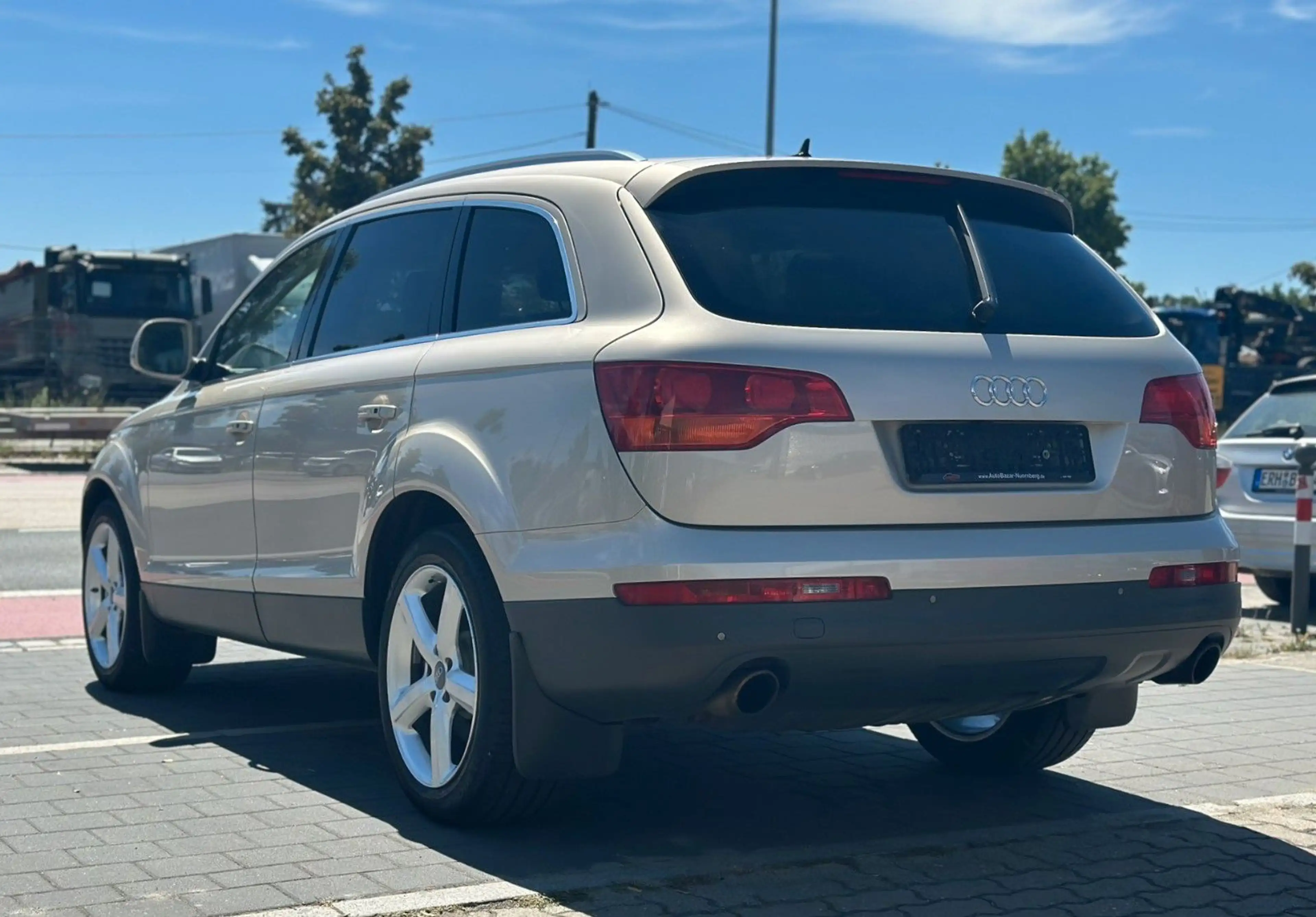 Audi Q7 4.2 FSI quattro / 1+ Hand / Leder / Pano — photo 3