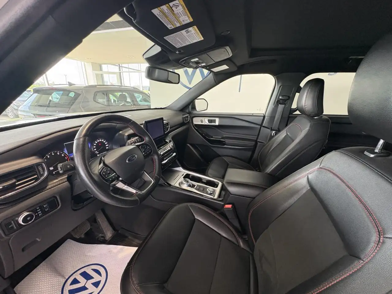 Ford Explorer photo Ford Explorer