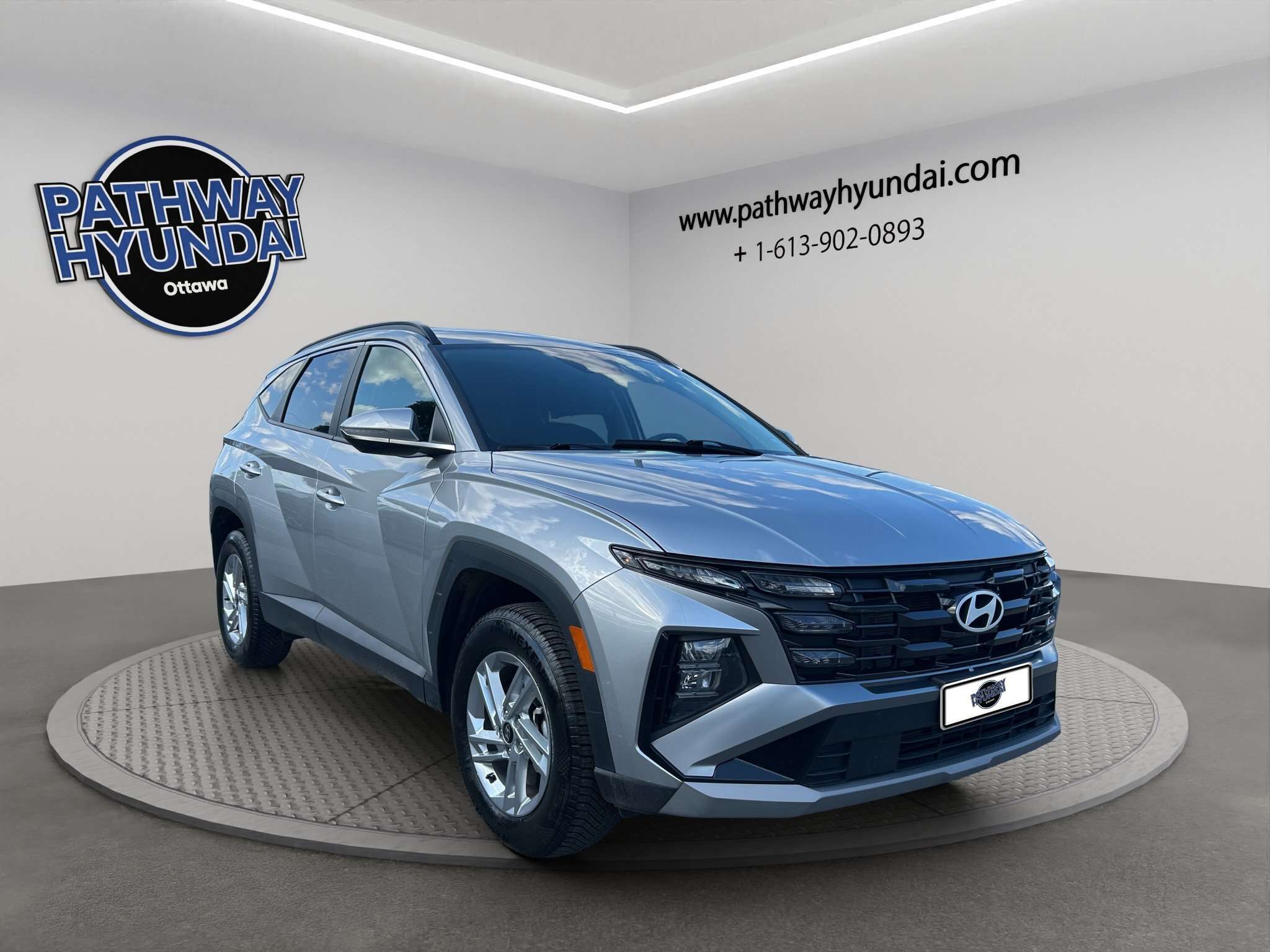 2025 Hyundai Tucson Preferred | Reverse Cam | Heated Seats