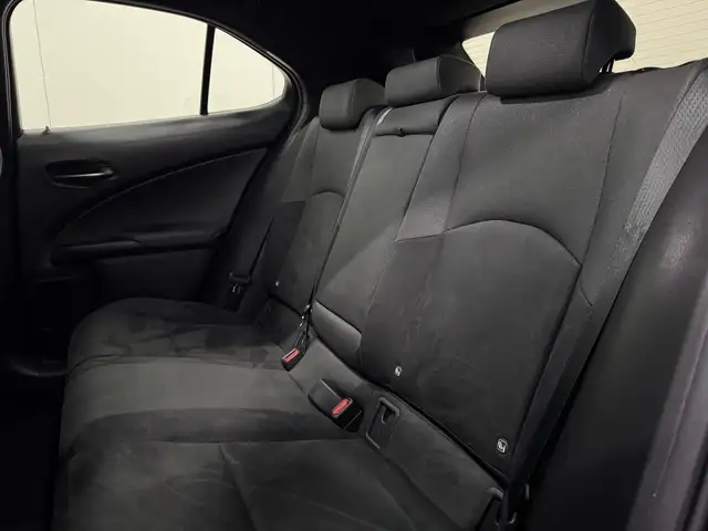 Lexus UX view 9