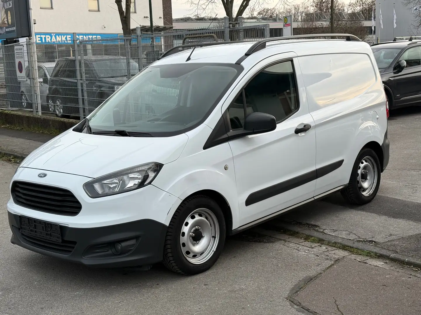 Ford Transit Courier Weiß - 2