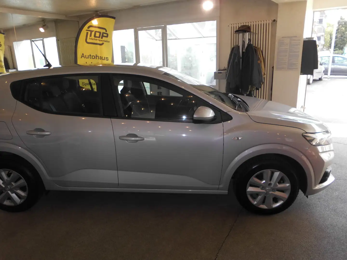 Dacia Sandero Comfort Silber - 2