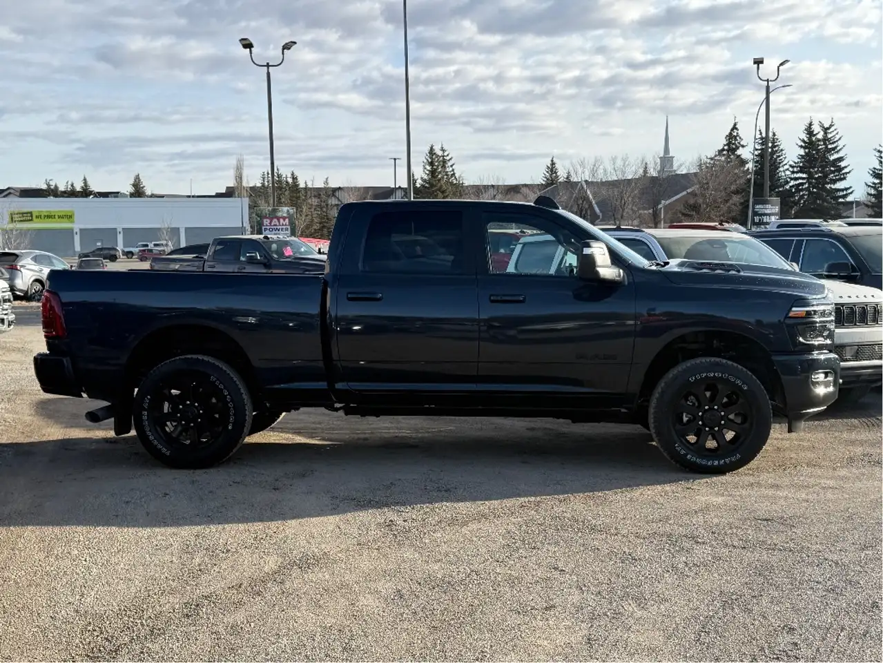 RAM 3500 снимка RAM 3500