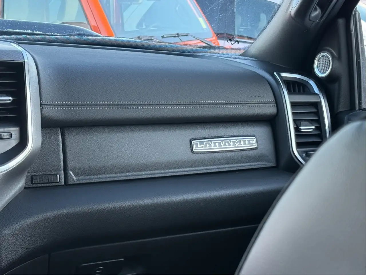 RAM 3500 снимка RAM 3500
