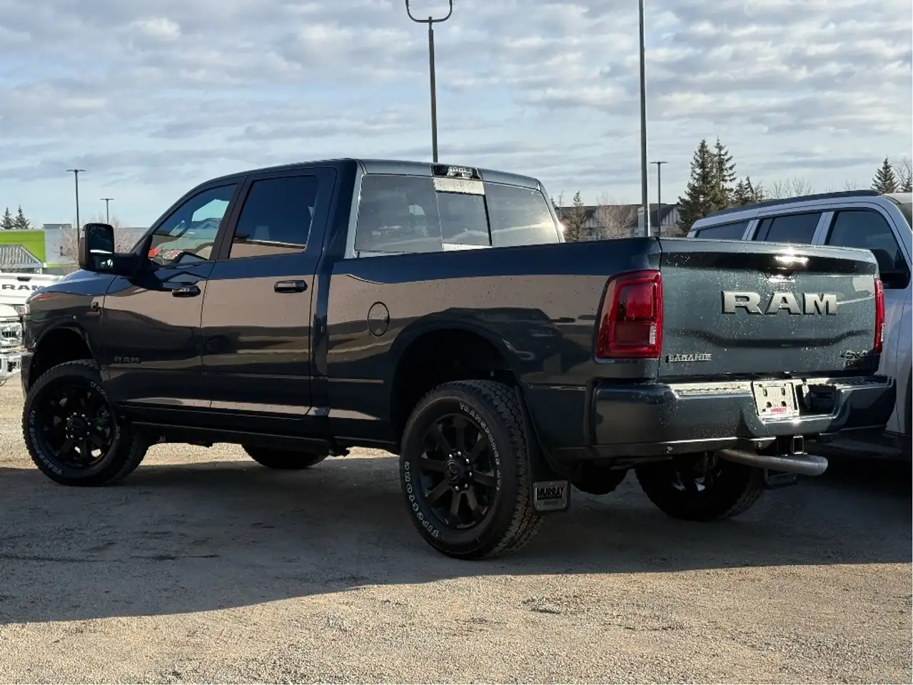 RAM 3500 снимка RAM 3500