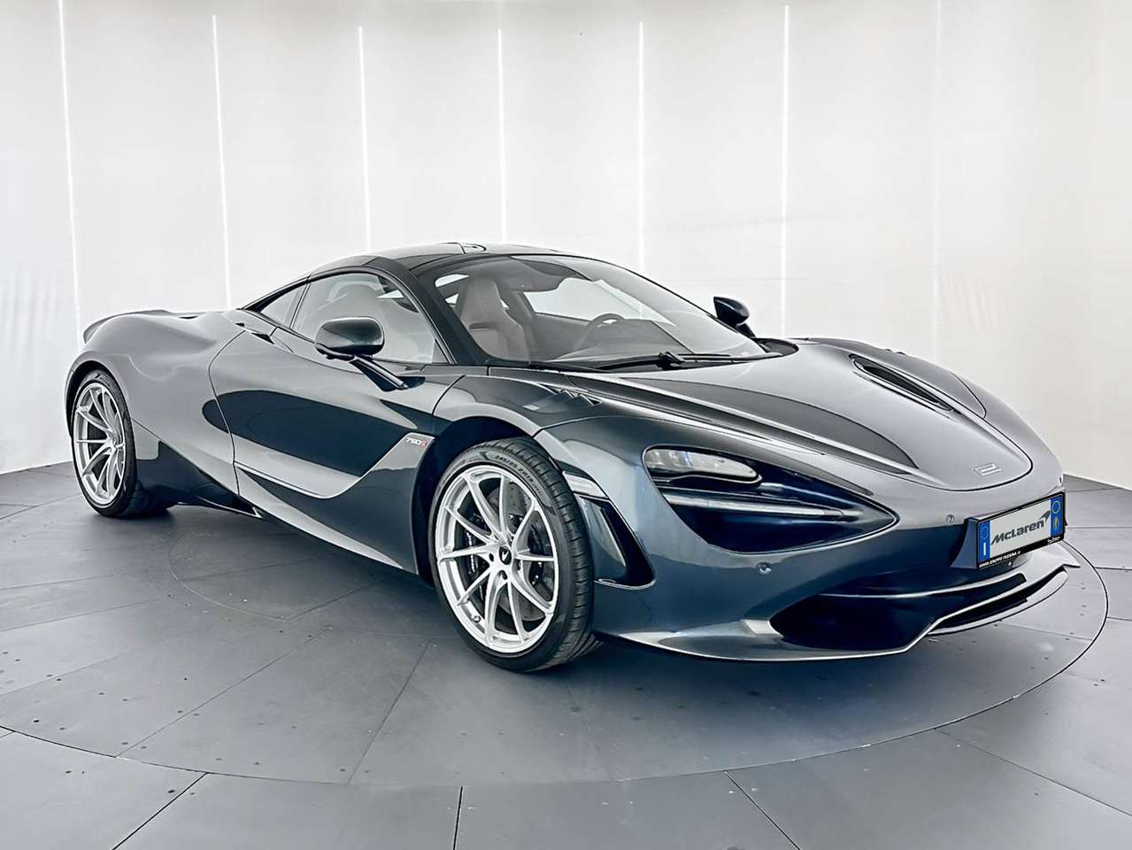 McLaren 750S Coupe - McLaren Milano