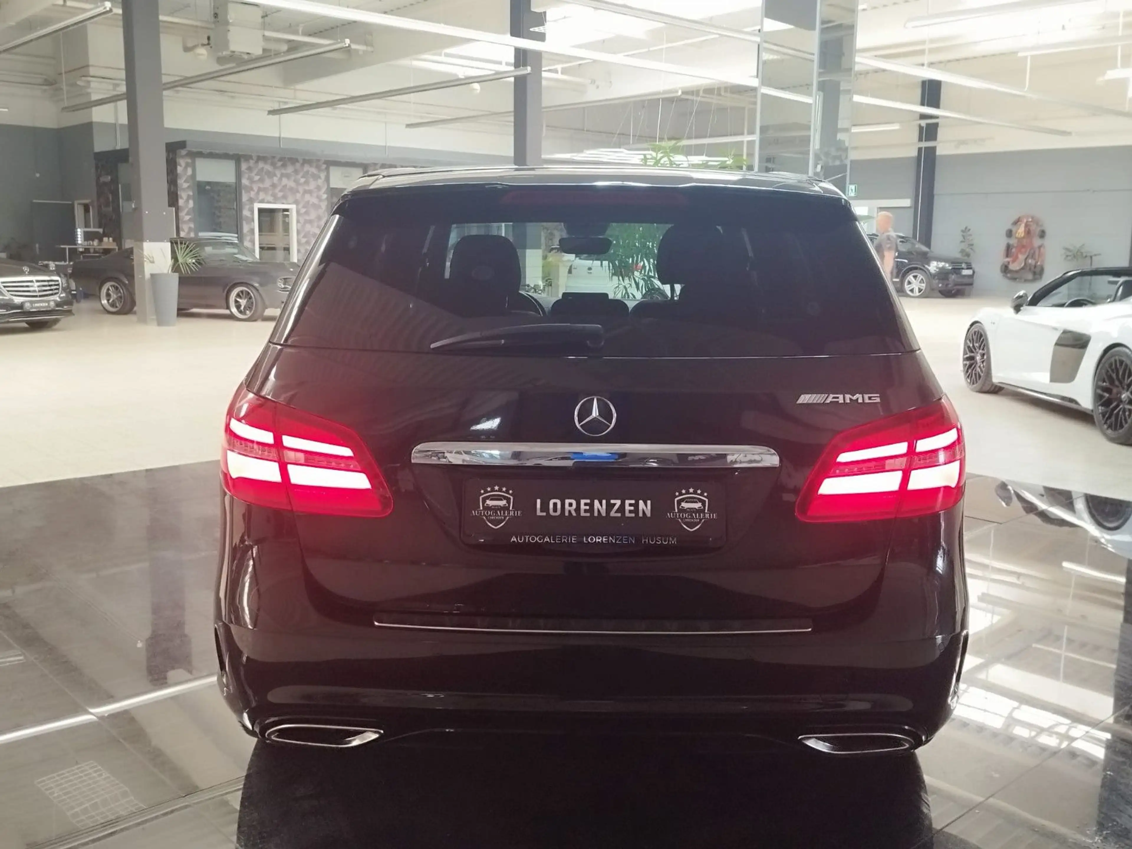 Mercedes-Benz B 220 B AMG.LINE — photo 9