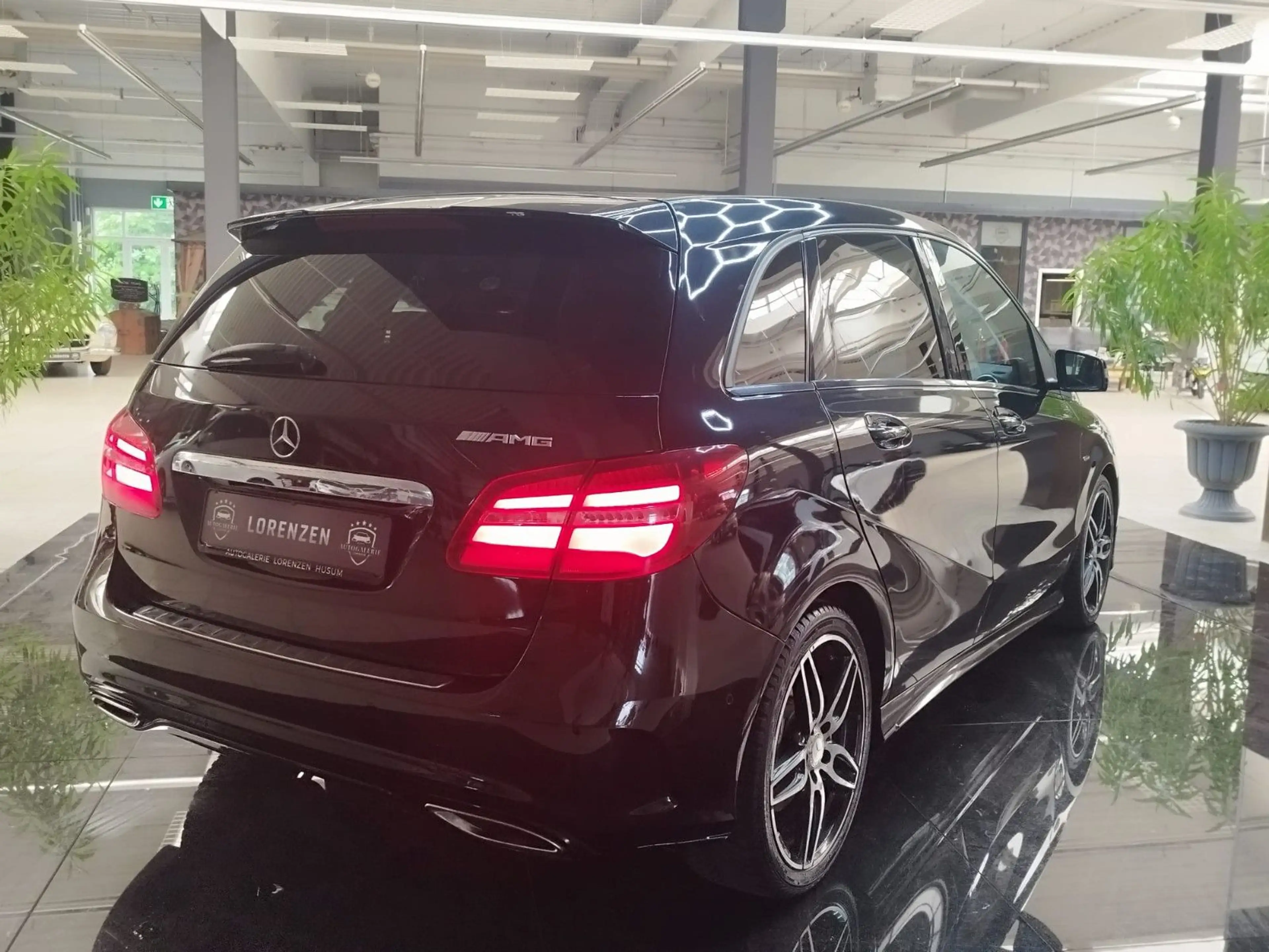 Mercedes-Benz B 220 B AMG.LINE — photo 7
