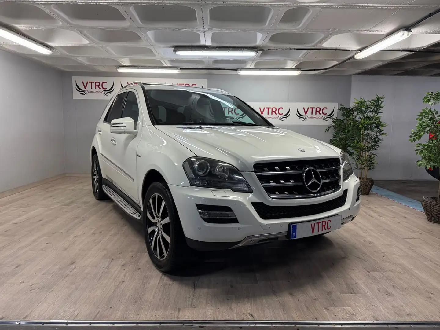 Mercedes-Benz ML 500 4M Aut. Blanco - 1