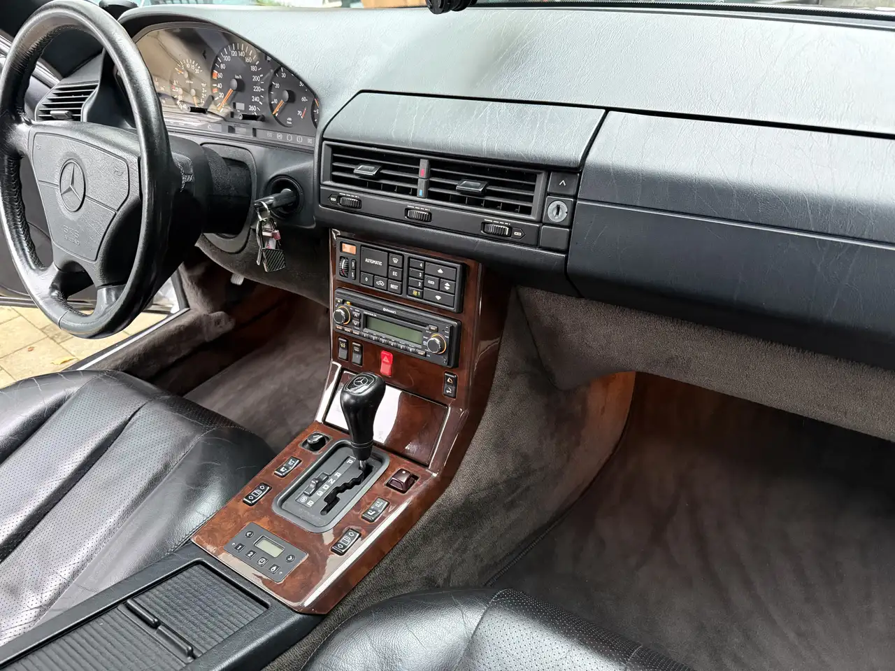 Mercedes-Benz SL 280 H-Kez. TOP Oldtimer mit Dokumentation, foto 11