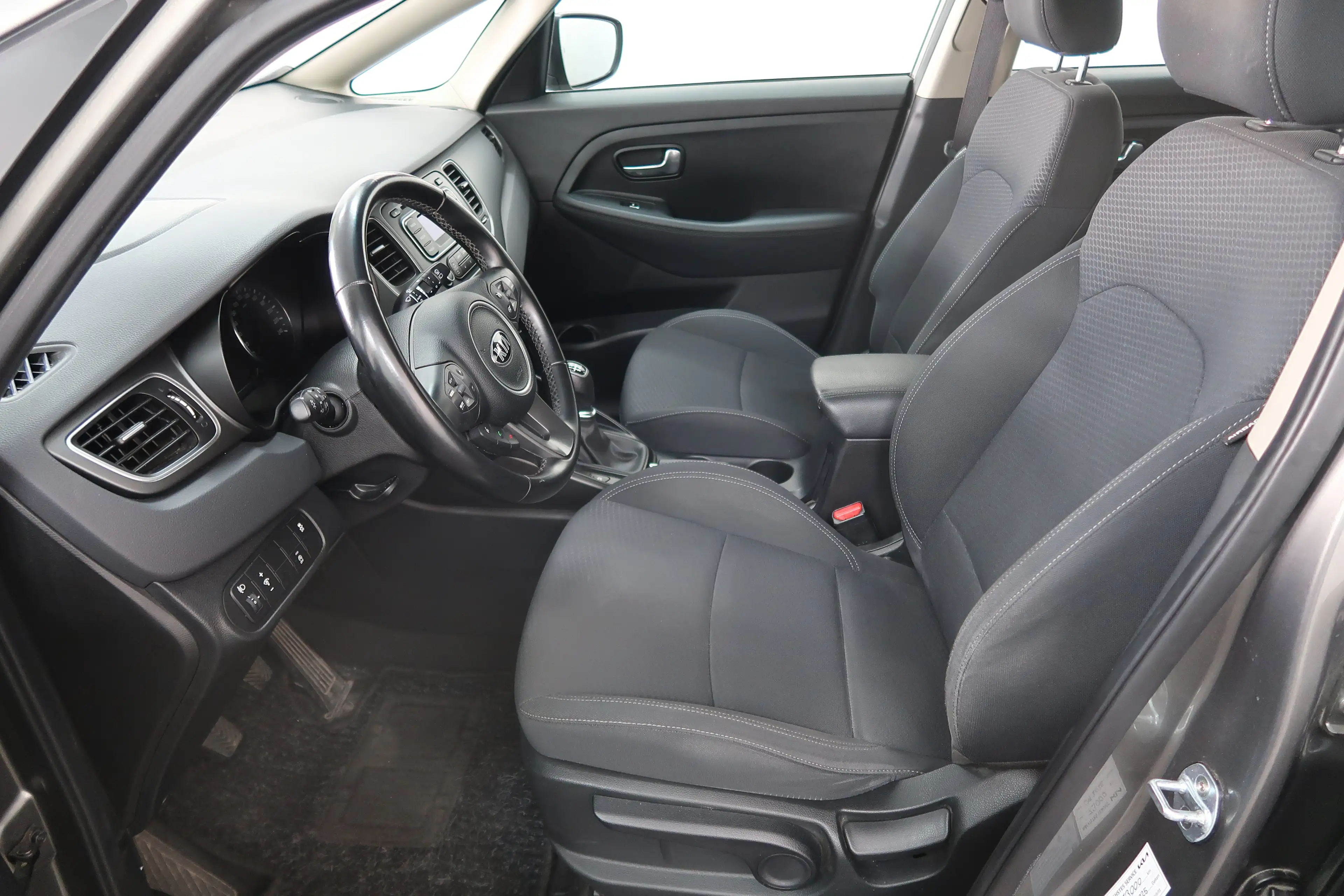 Kia Carens Ausstattung-"Silber" — photo 9