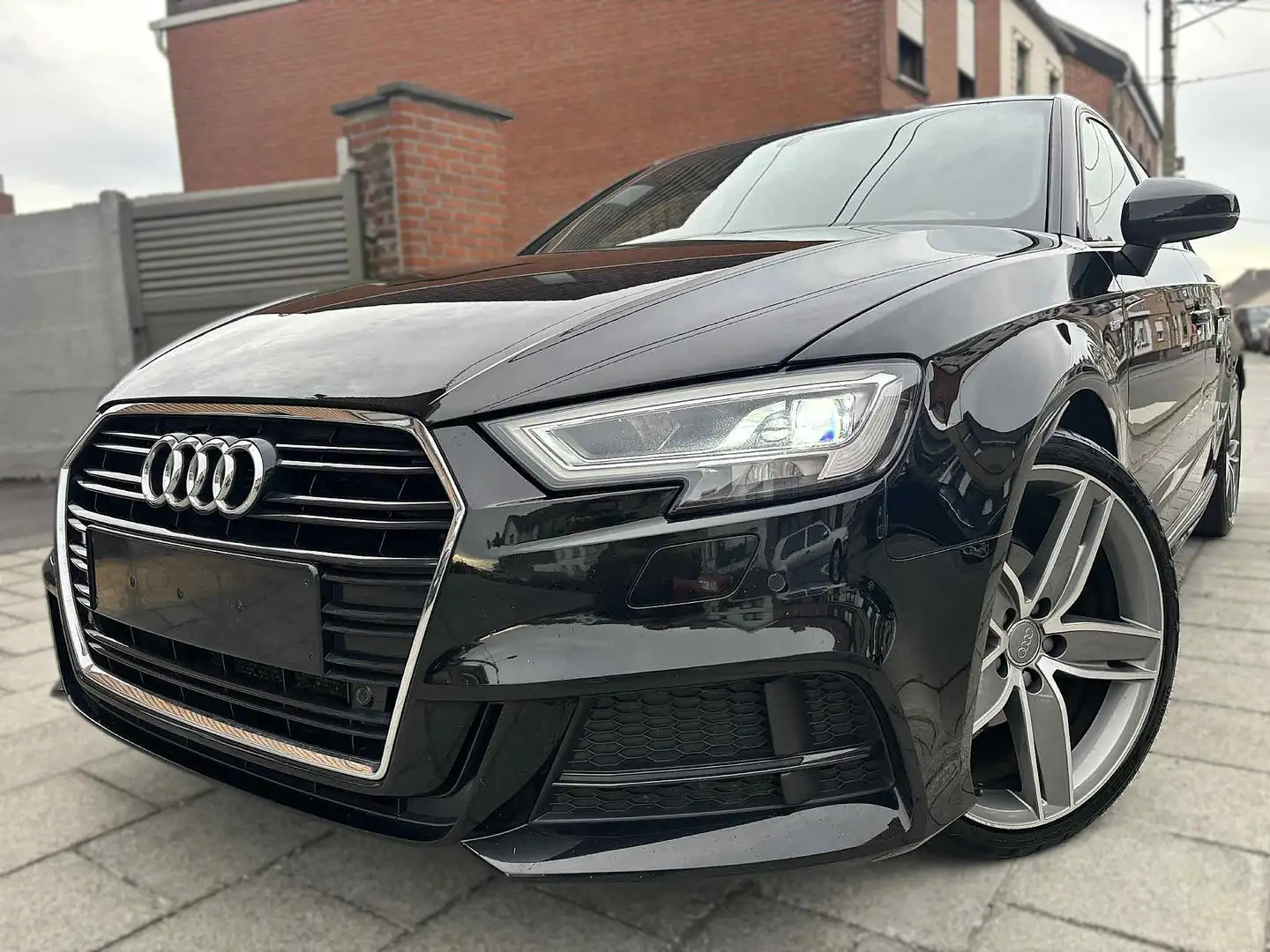 Audi A3 2.0 TDi S-LiNE/COCKPIT-CARPLAY-KEYLESS/GARANTIE!!! Noir - 2