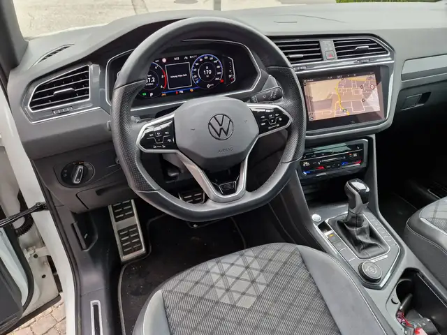 Volkswagen Tiguan view 10