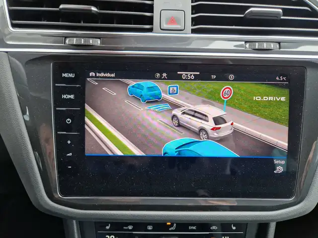 Volkswagen Tiguan view 14