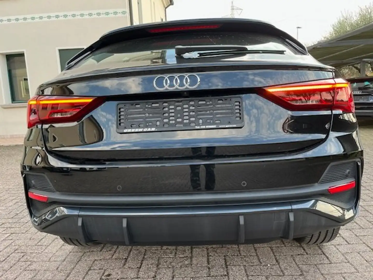 Audi Q3 Q 3 SPORTBACK 45 TFSI E DSG  s line 245cv MATRIX Nero - 2